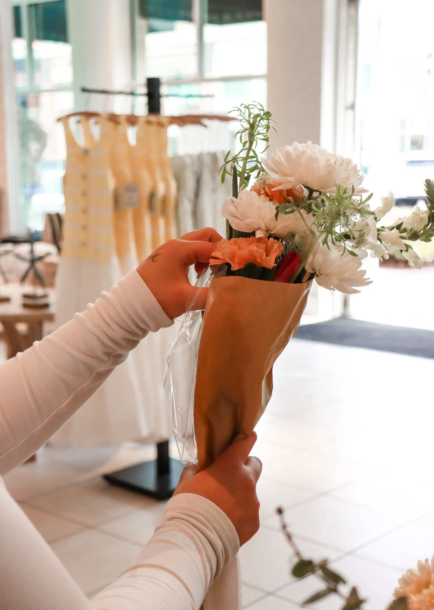 Did you know we do floral workshops and pop up events? You can always find out where we will be next at www.kenziesflorals.com/events

Want to book us for a private flower bar? Inquire with us via our website!

 #bouquetbar
#buildabouquet
#flowerbar
