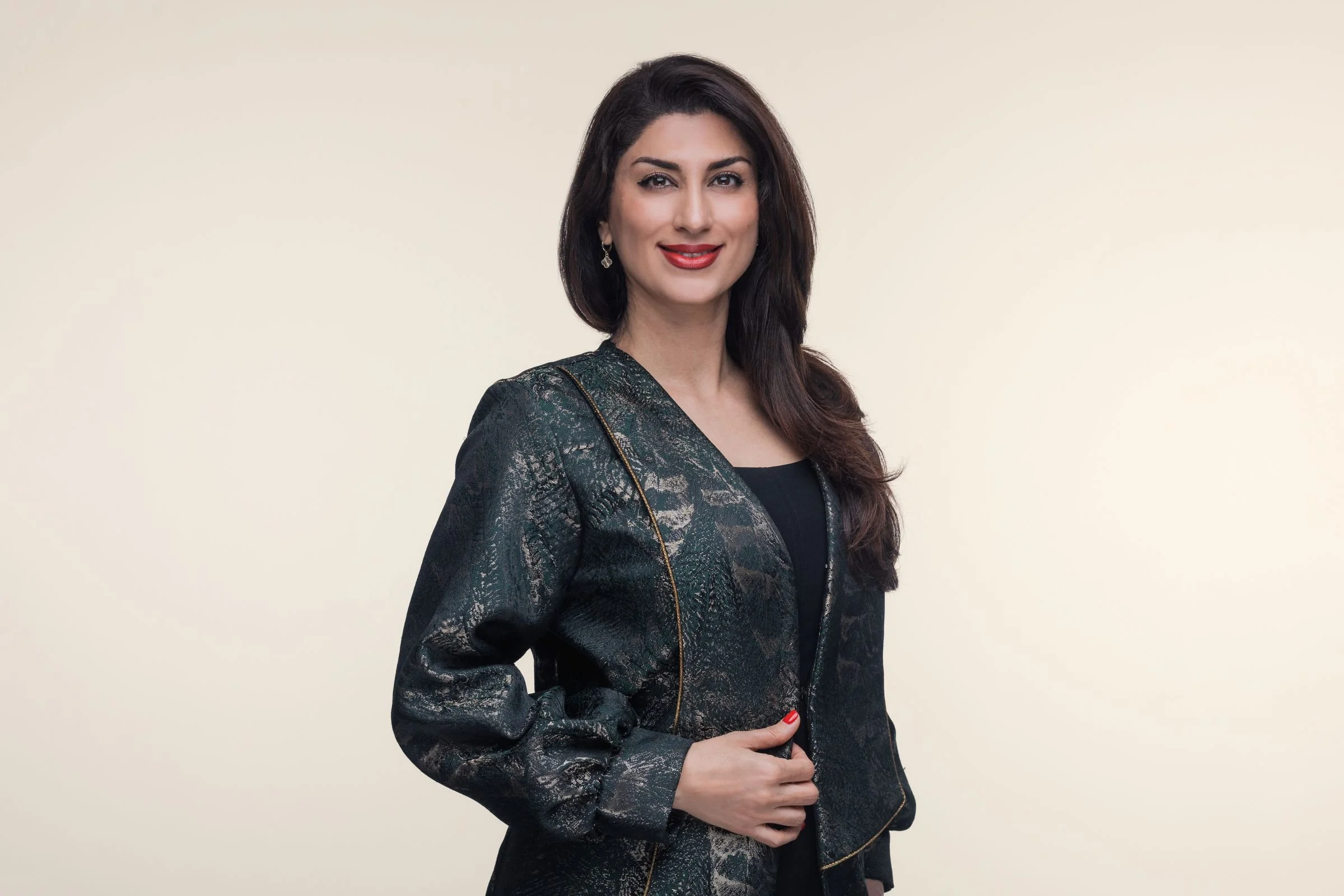 Gründerin von RoyalSkin Vienna - professionelle Kosmetikerin für hochwertige Hautpflege in Wien