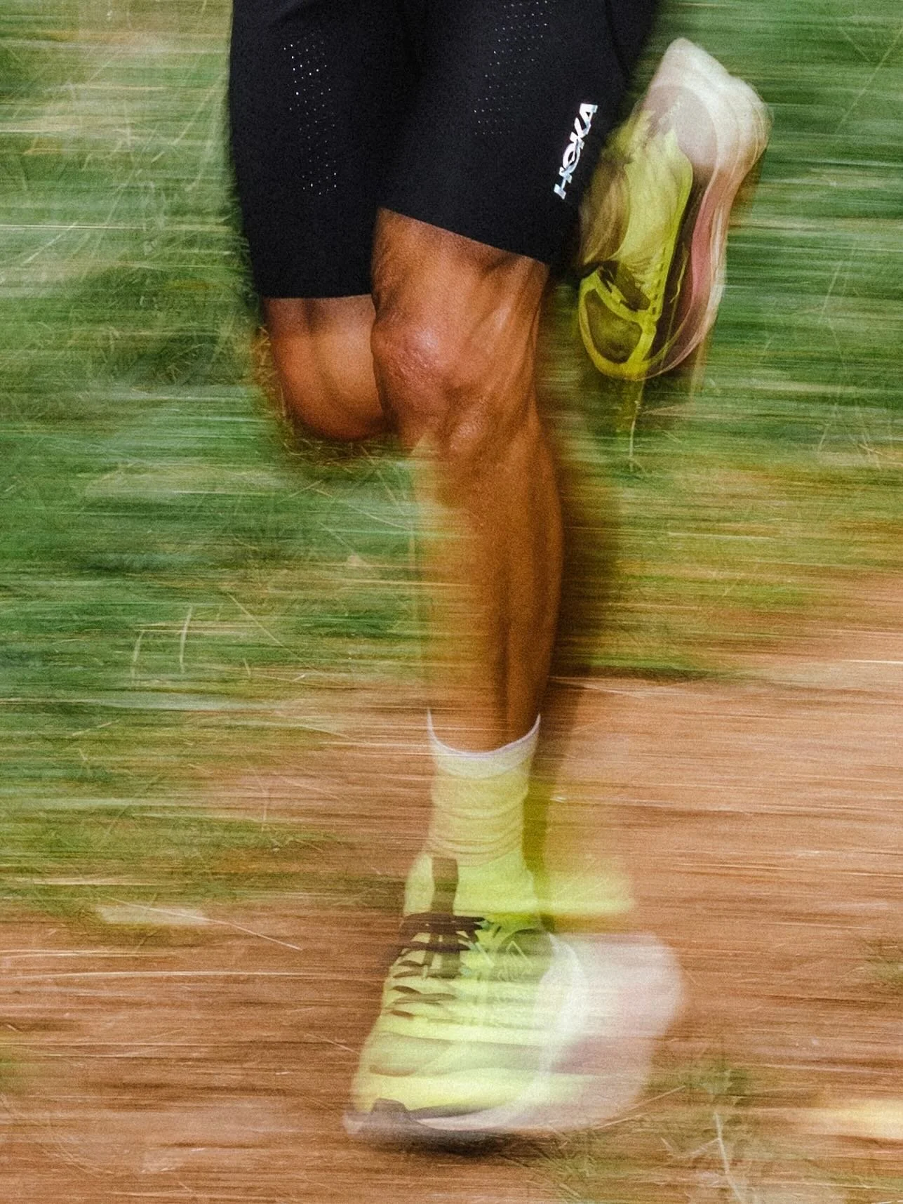 En course avec @julien_absalon avec @alltricks 💨
Avec la Sports Team Alltricks @alban.gleyze &amp; @clementhomas_ ⚡️
.
@festival_des_templiers 2025 ⛰️