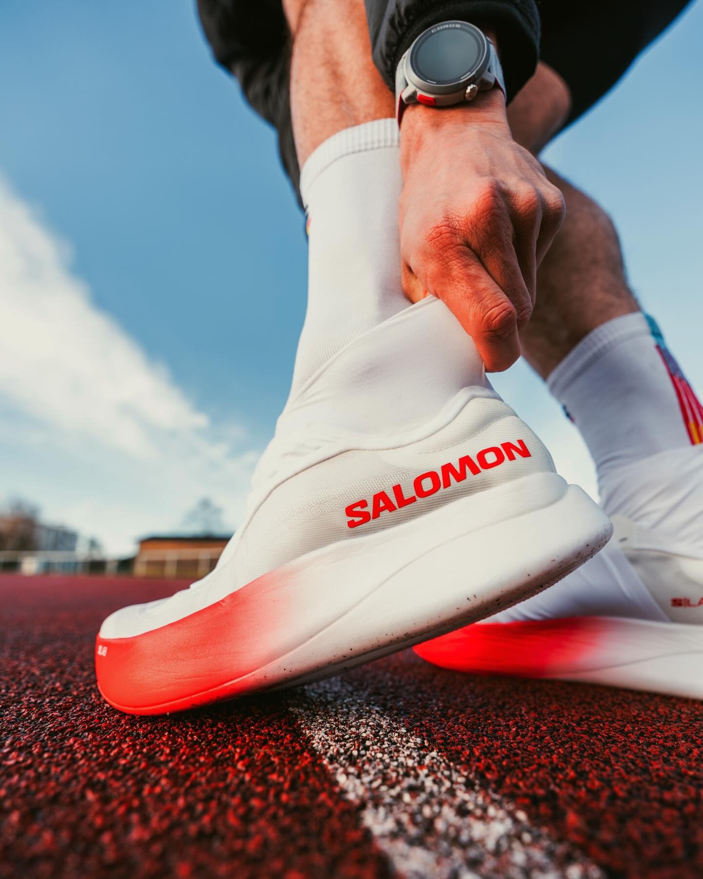 l&eacute;g&egrave;ret&eacute;, dynamisme, pr&eacute;cision
S&eacute;ance piste avec @alltricks &amp; @salomonrunning 🚀
.
Shoot grand angle avec @clementhomas_ 
#phantasm3