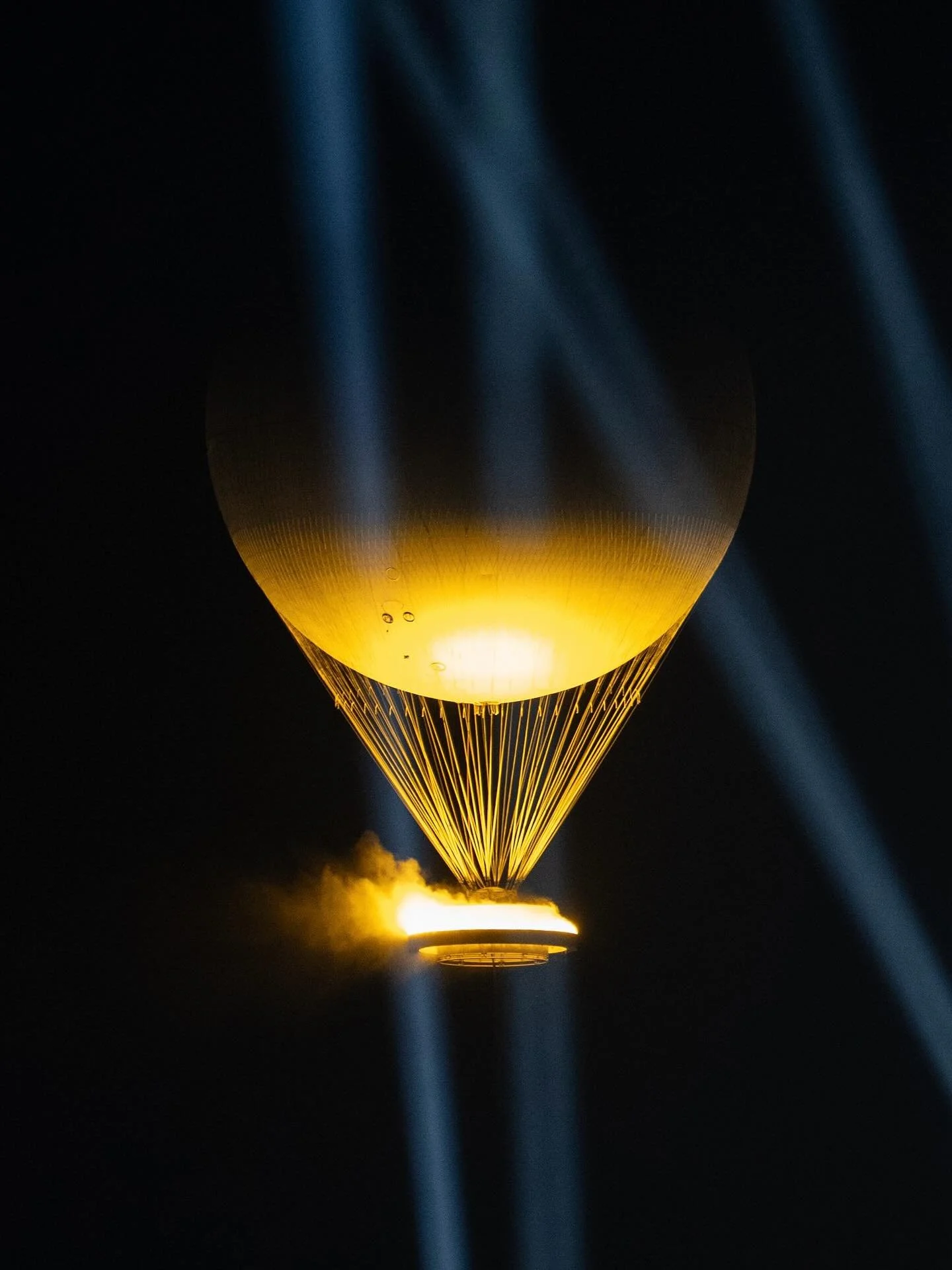 Cette soir&eacute;e a 1 an 🎂
C&eacute;r&eacute;monie d&rsquo;ouverture des Jeux Paralympiques de Paris 2024 ✨
.
#Para #paris2024