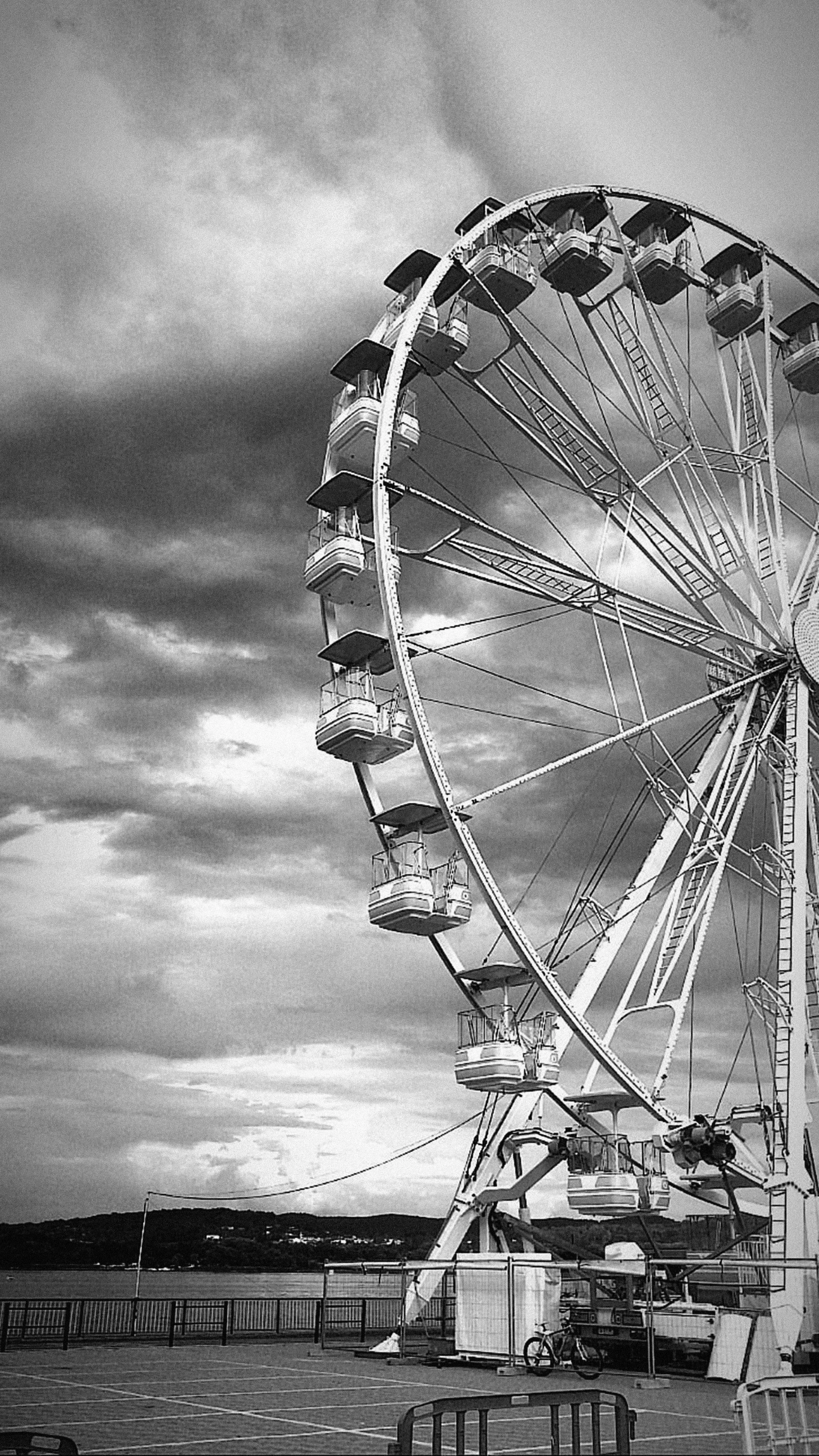 ferris wheel | zehn.kilometer//ten.kilometers