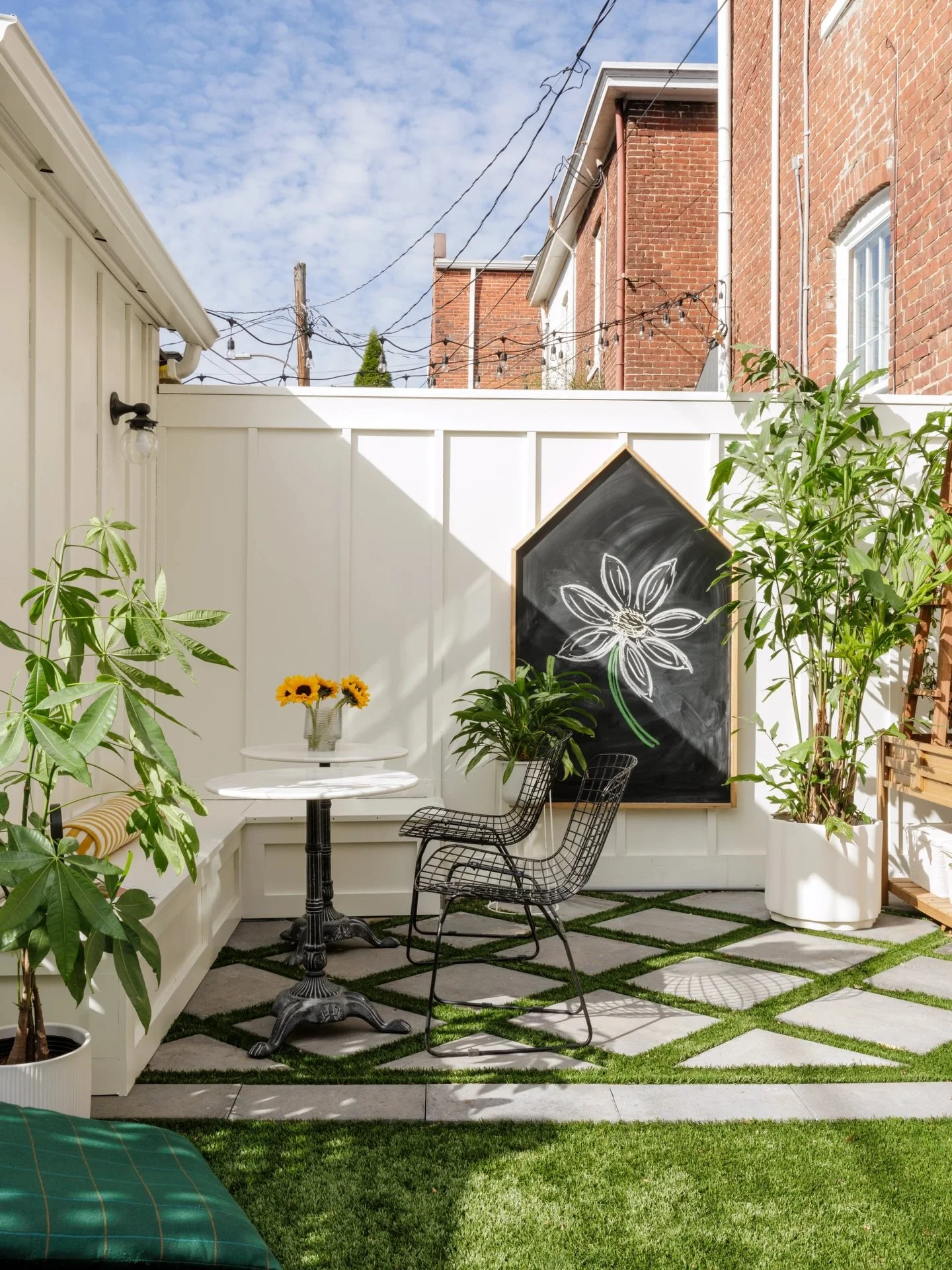 One of our favorite parts of a project is when the design extends beyond the walls and architecture and into the landscape around it.
⠀⠀⠀⠀⠀⠀⠀⠀⠀
For our Terrace Townhouse, the backyard was reimagined as a small outdoor room &mdash; a place shaped for 