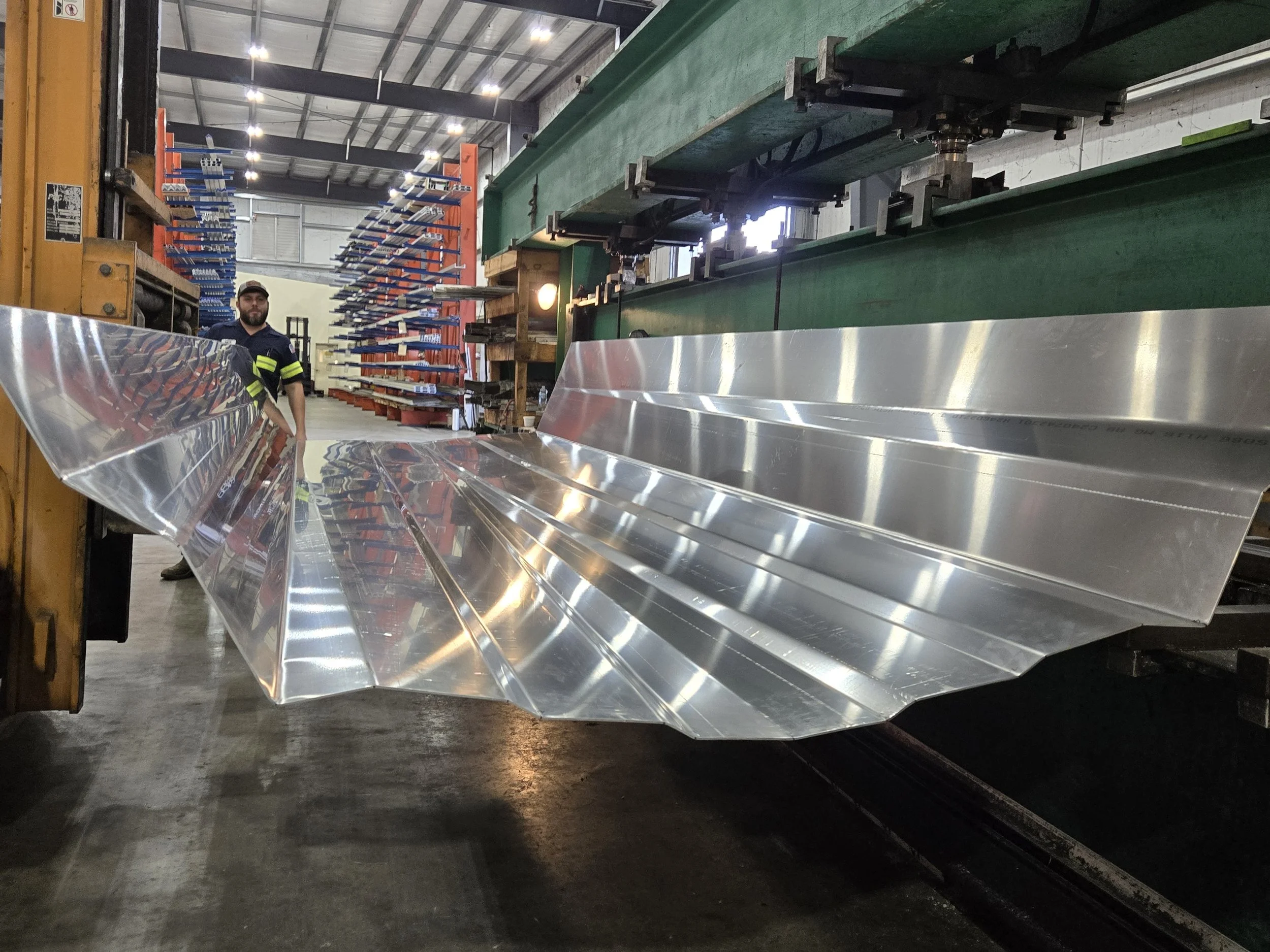 1654 CUSTOM BUILT BOAT