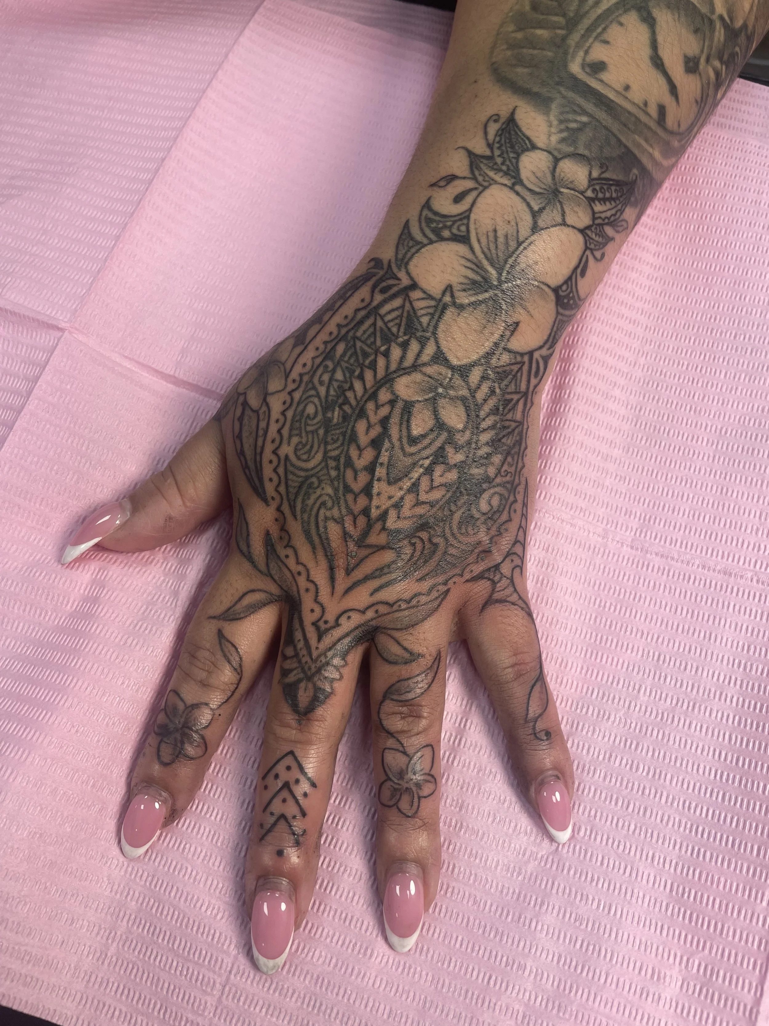 polynesian style hand tattoo shelton ct