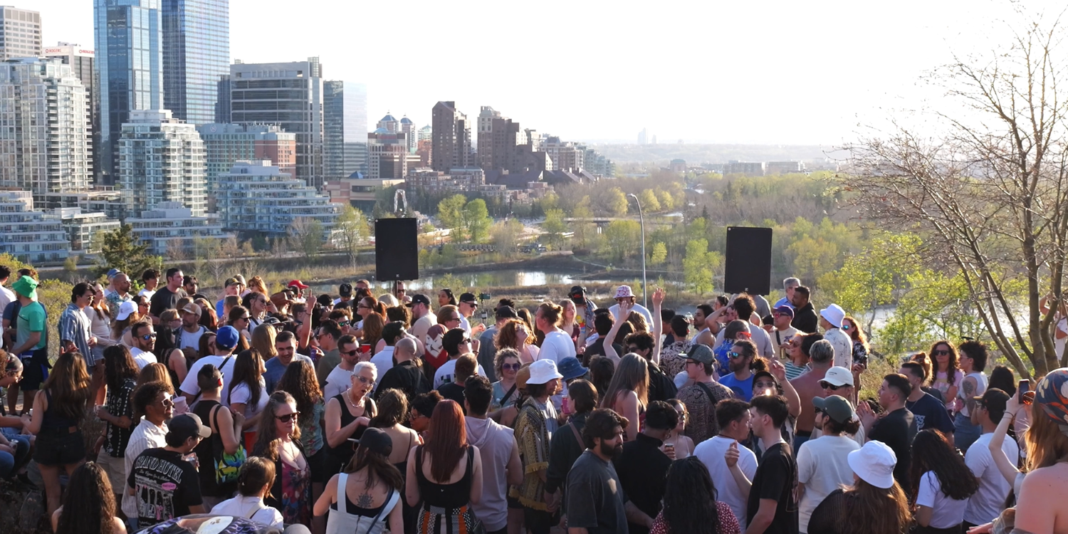 Over 1,000 attendees at a Dos Leches free outdoor gathering in Calgary