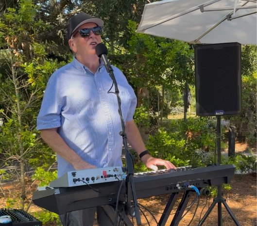 Live Music with Brian Simpson