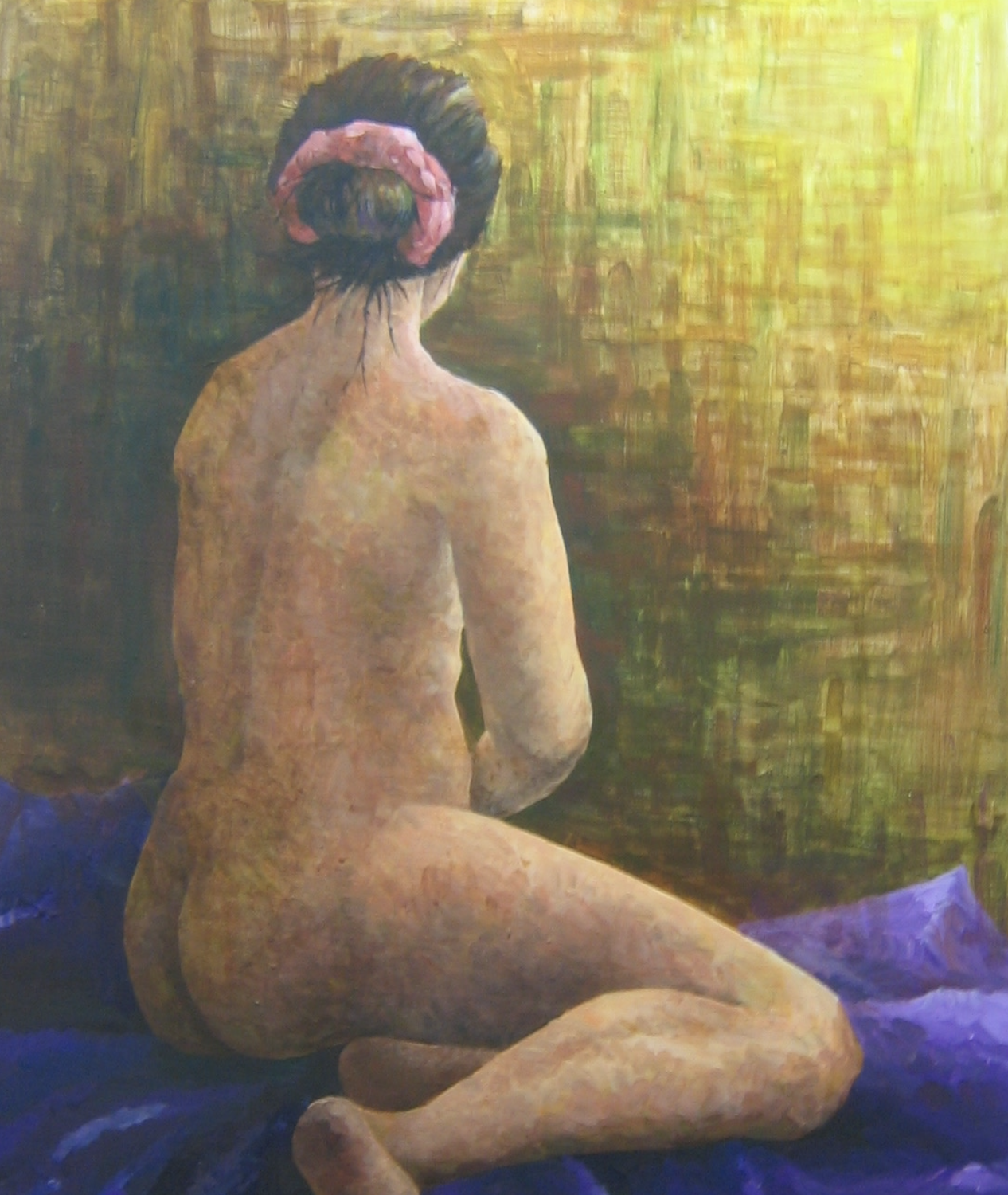 Painting of a nude woman with skin tones in warm colors, sitting on a purple cloth with back turned, hair tied with a pink hairband, against a background with warm yellow and green hues.