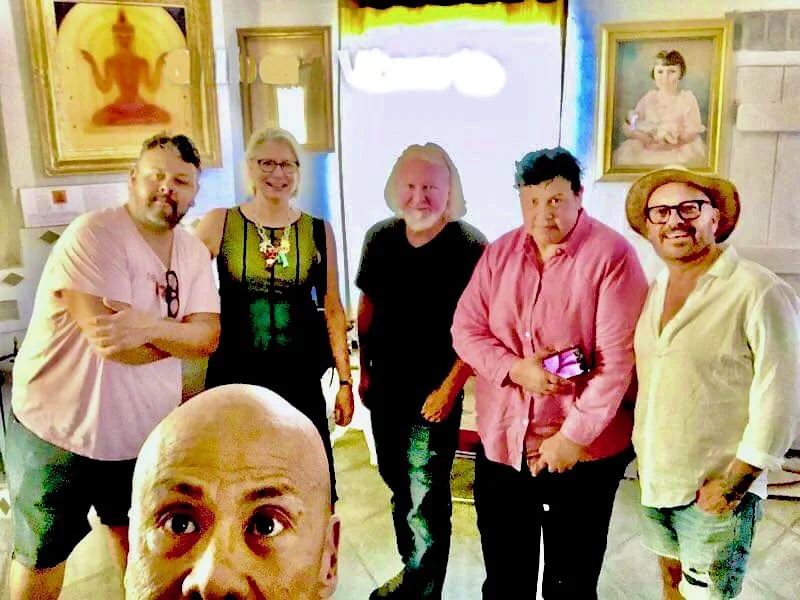 Gilbert Susan Liz***.jpg