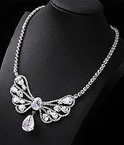 Teardrop Elegance Necklace