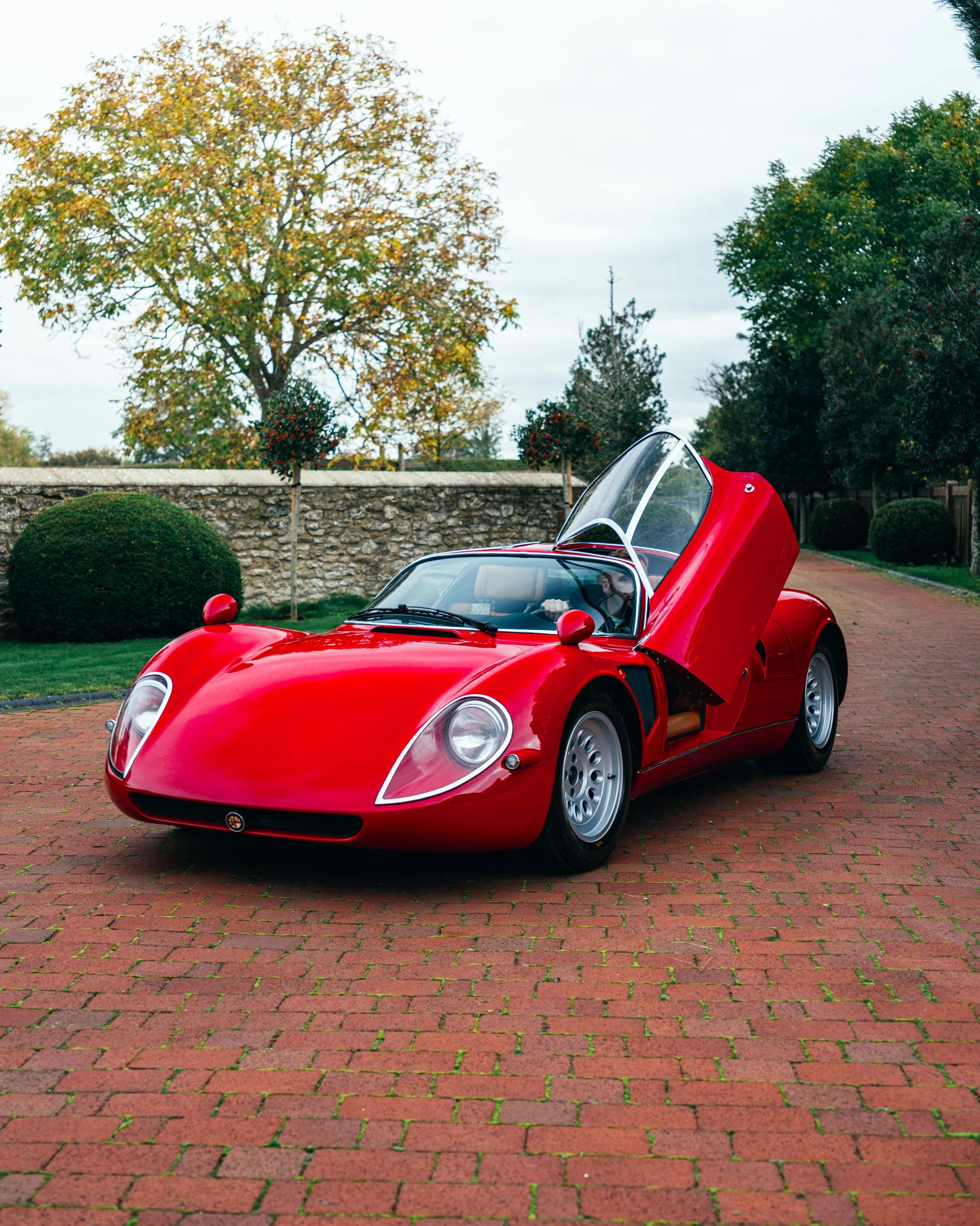 R33 Stradale Front 3/4 Shot