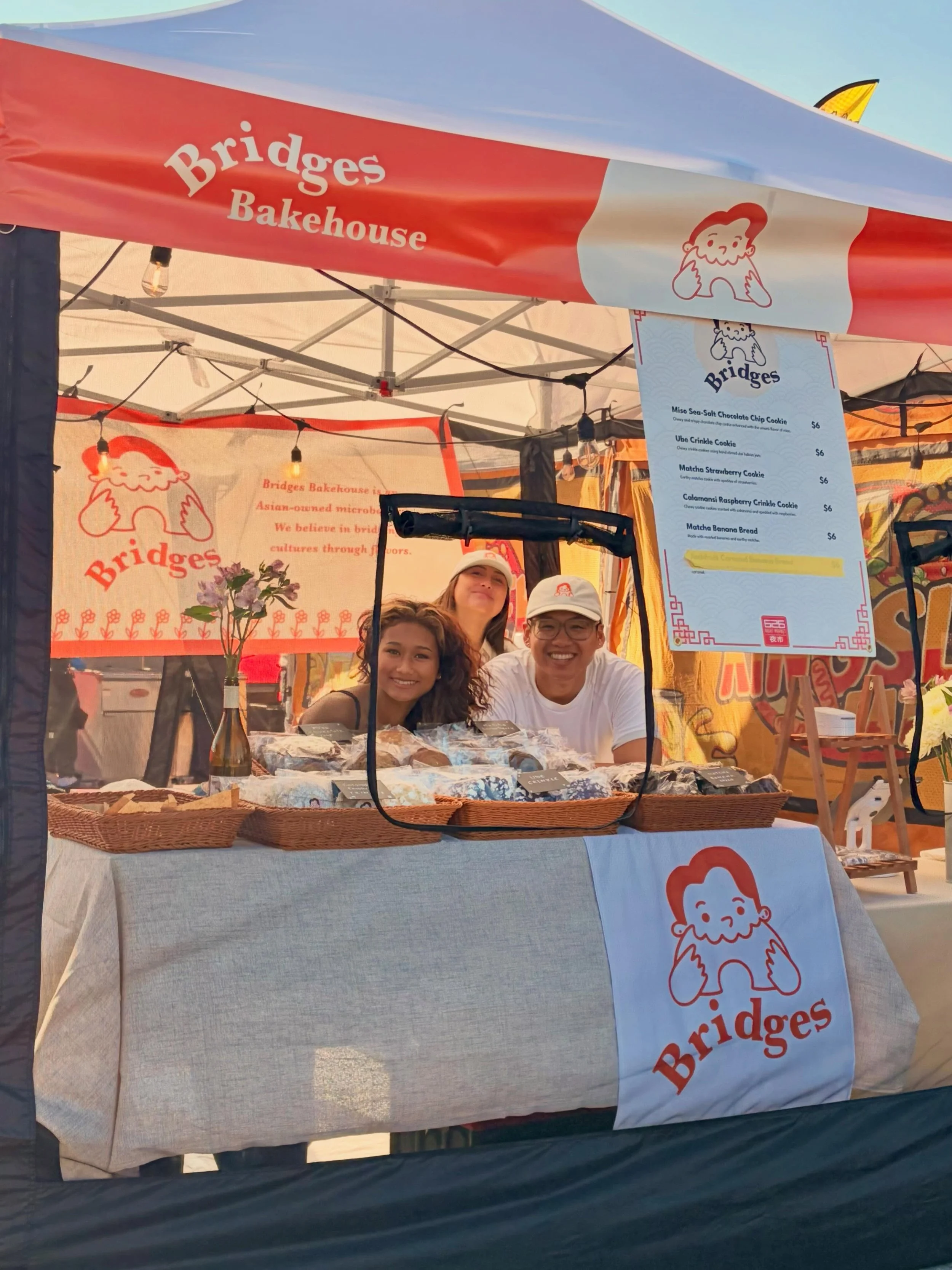 Day 1 at the @626nightmarket was such a cool experience working at a large event! Many lessons learned and many people that we&rsquo;ve met 🤠 See yall for Day 2! #smallbusiness #microbakery #626nightmarket #foodieland