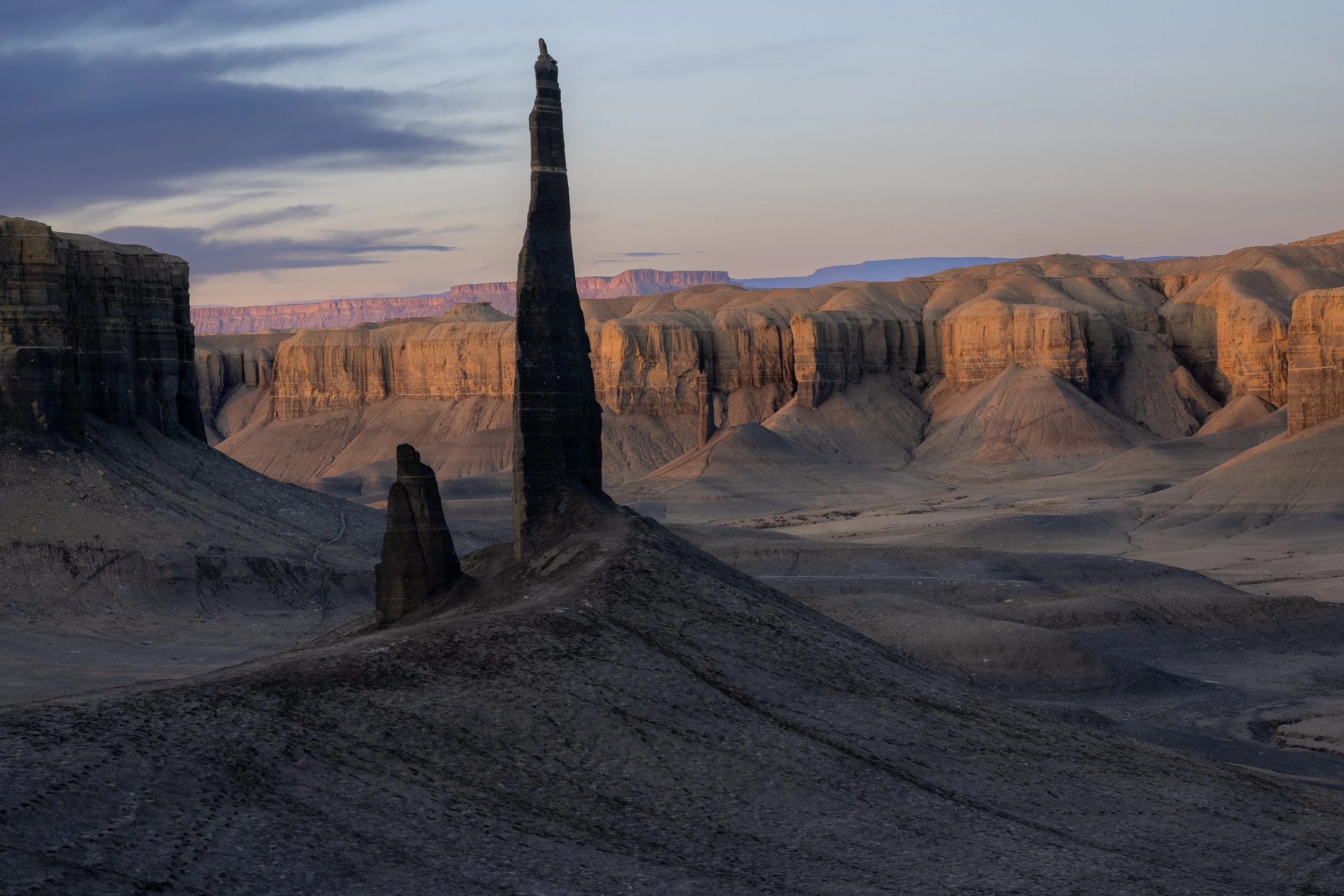 utah-spire-badlands-landscape-photograph.jpg