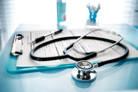  What to Do If Your Doctor Dismisses Your Symptoms