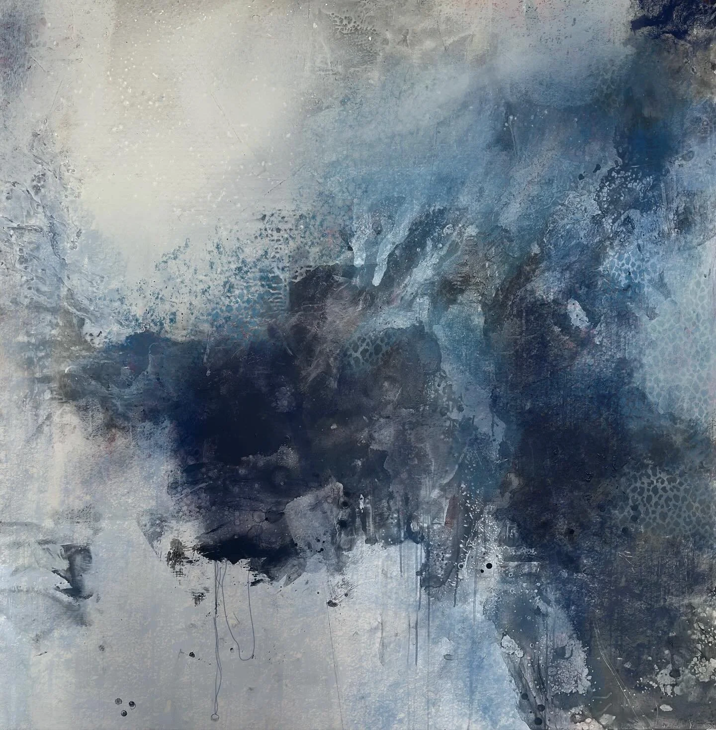 Clouds of Blue I and II 🖼️
&bull;
&bull;
&bull;
#abstractart #philadelphiaartgalleries #phillyartistry #painting #acrylicpaint @stanekgallery