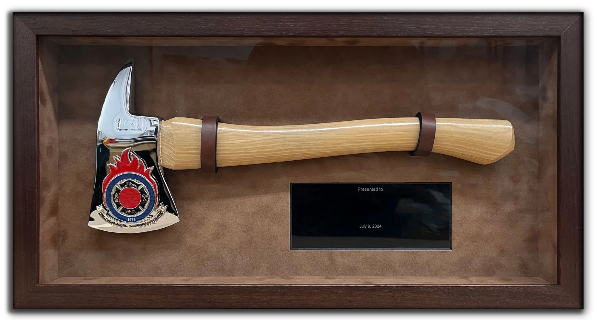 award-presentation-framing-hatchet-walnut-shadowbox-andrew-legere.jpg