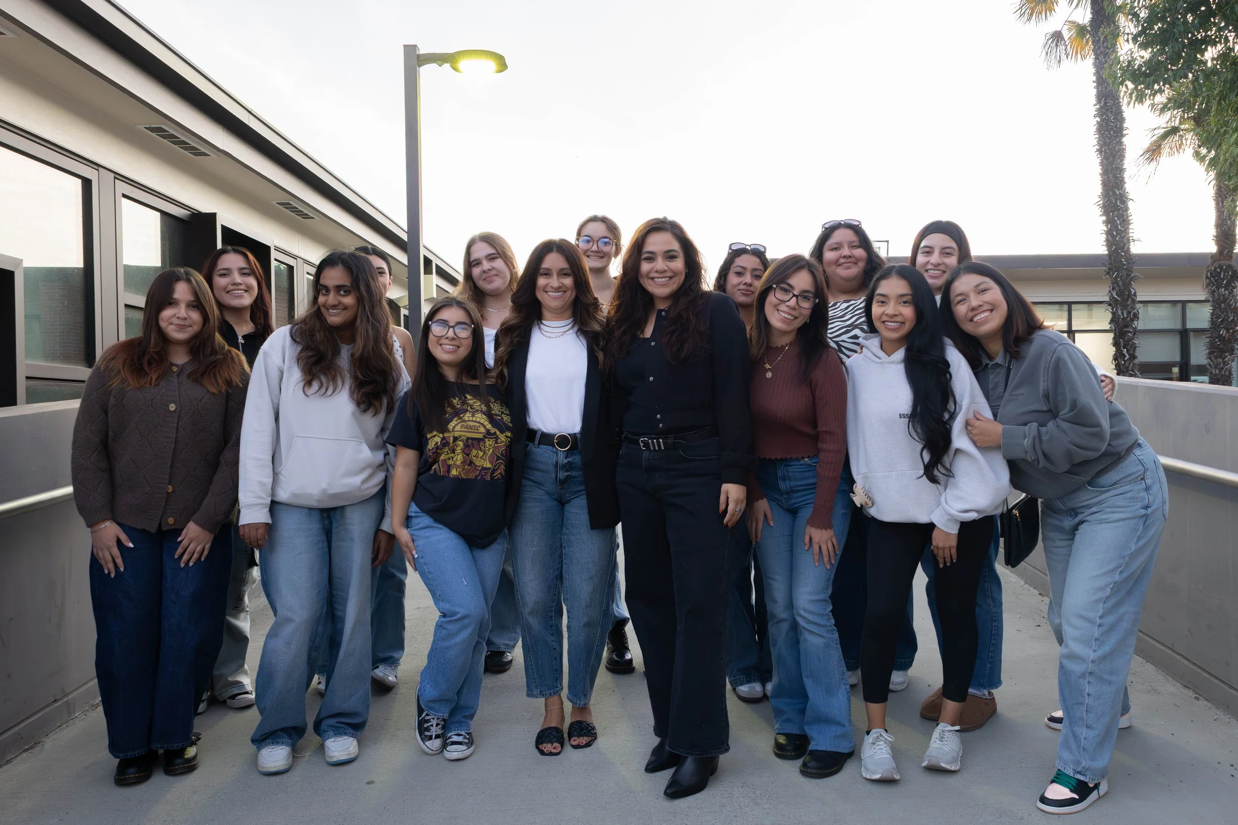 Entertainment Panel - nicer crop lol .jpg