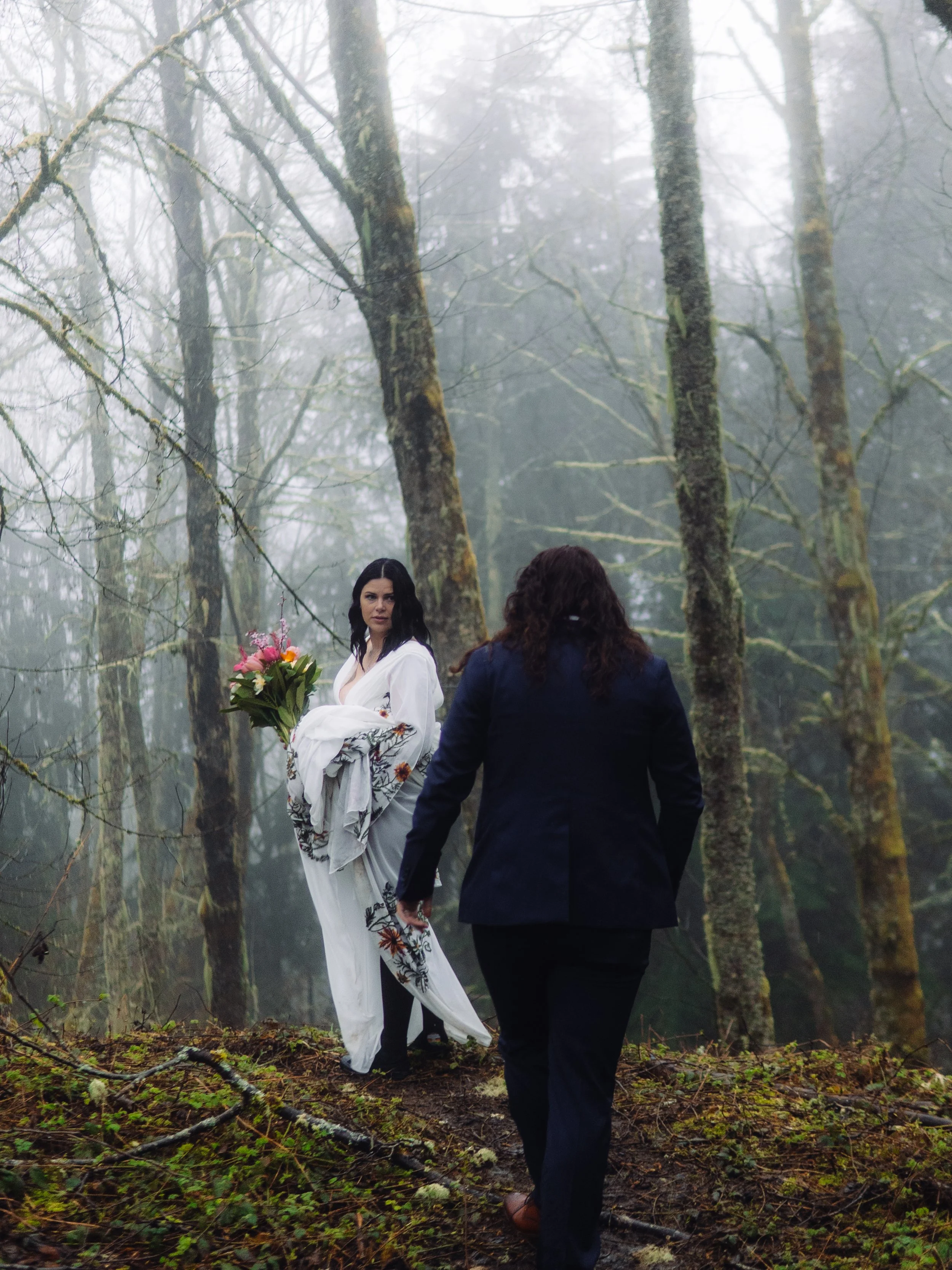 Autumn and Kelly (Sneak Peeks)-15.jpg