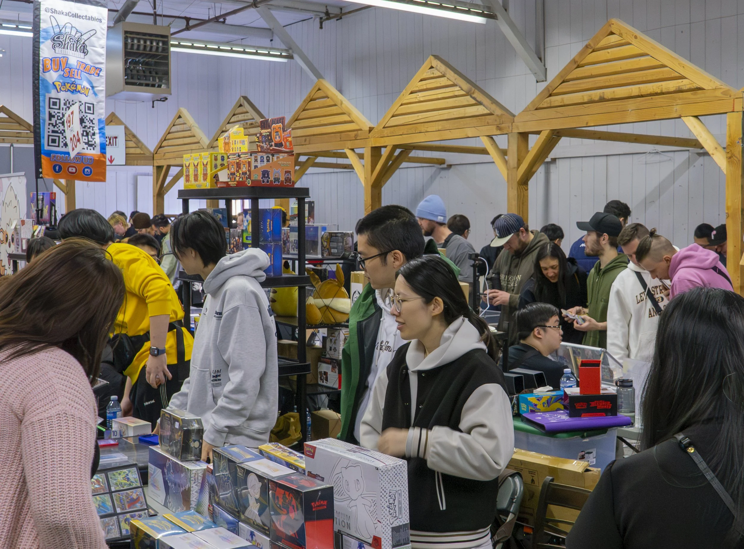 Event-Hall-Wide-03.jpg
