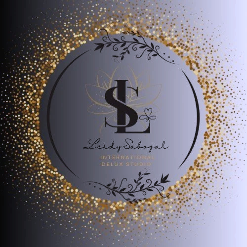 Leidy Sabogal International Delux Studio