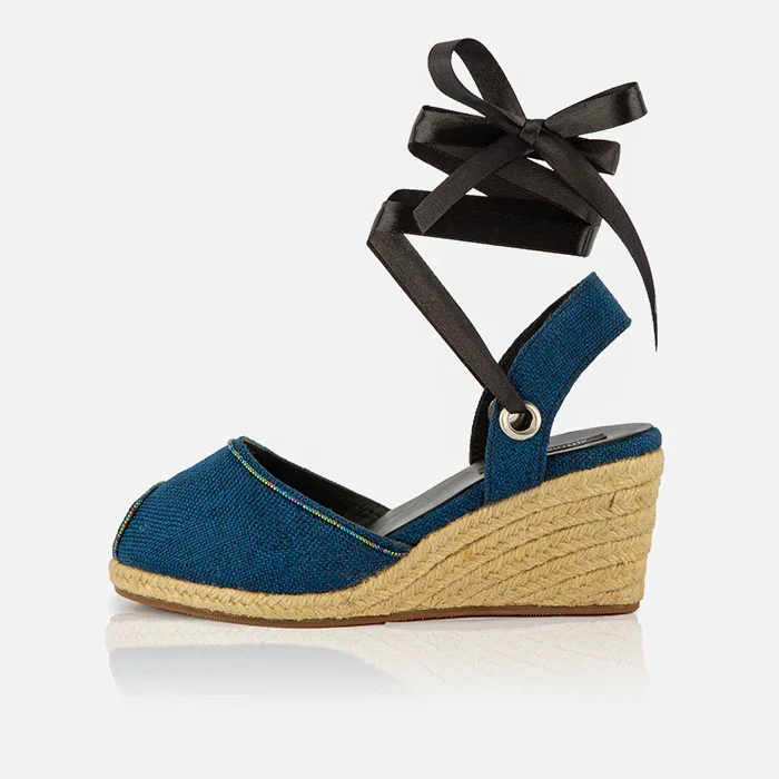 Espadrille Wedges with Closed Toe
