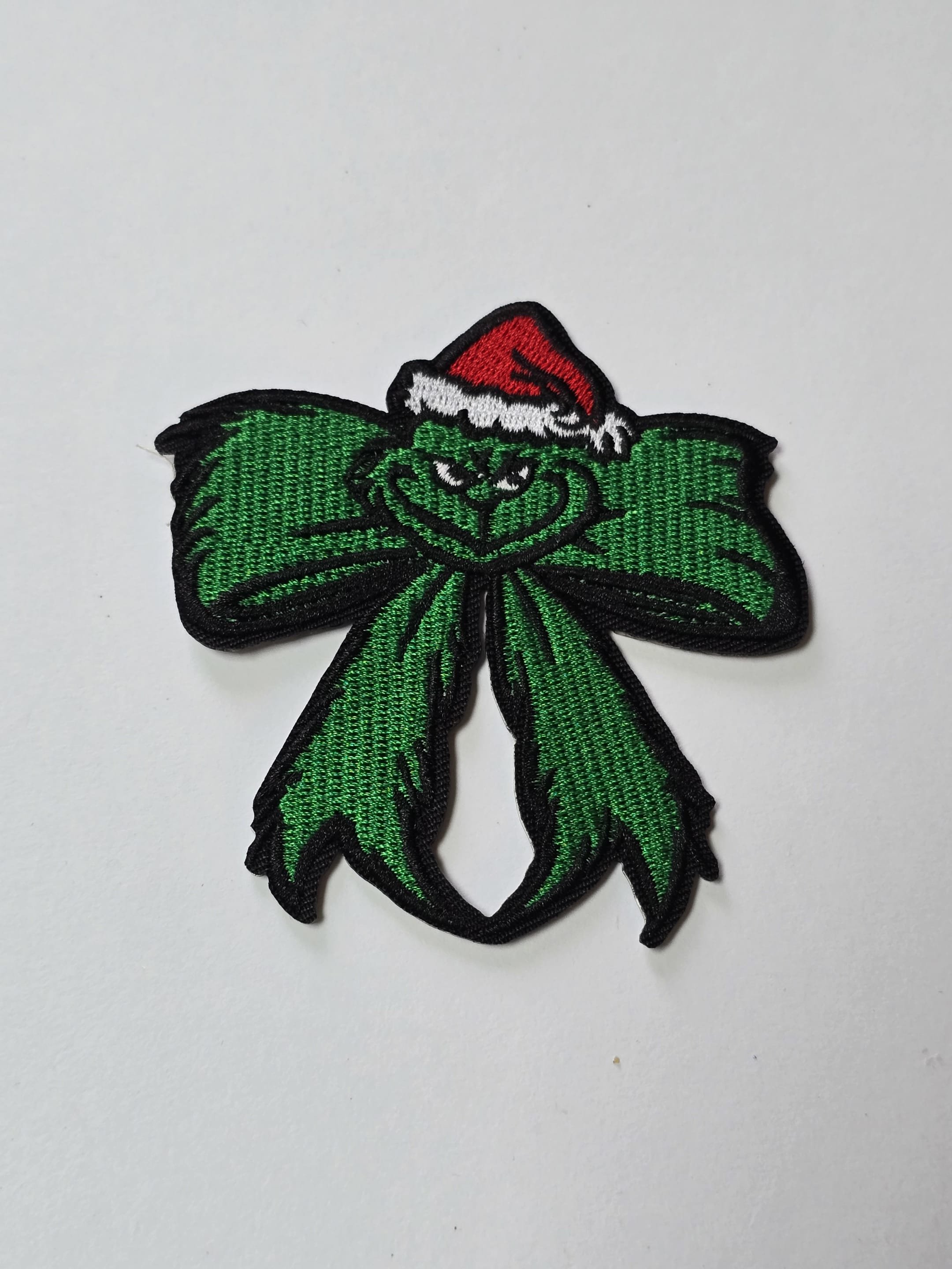 Green Grinch Bow Patch — Embroidered (IRON-ON)