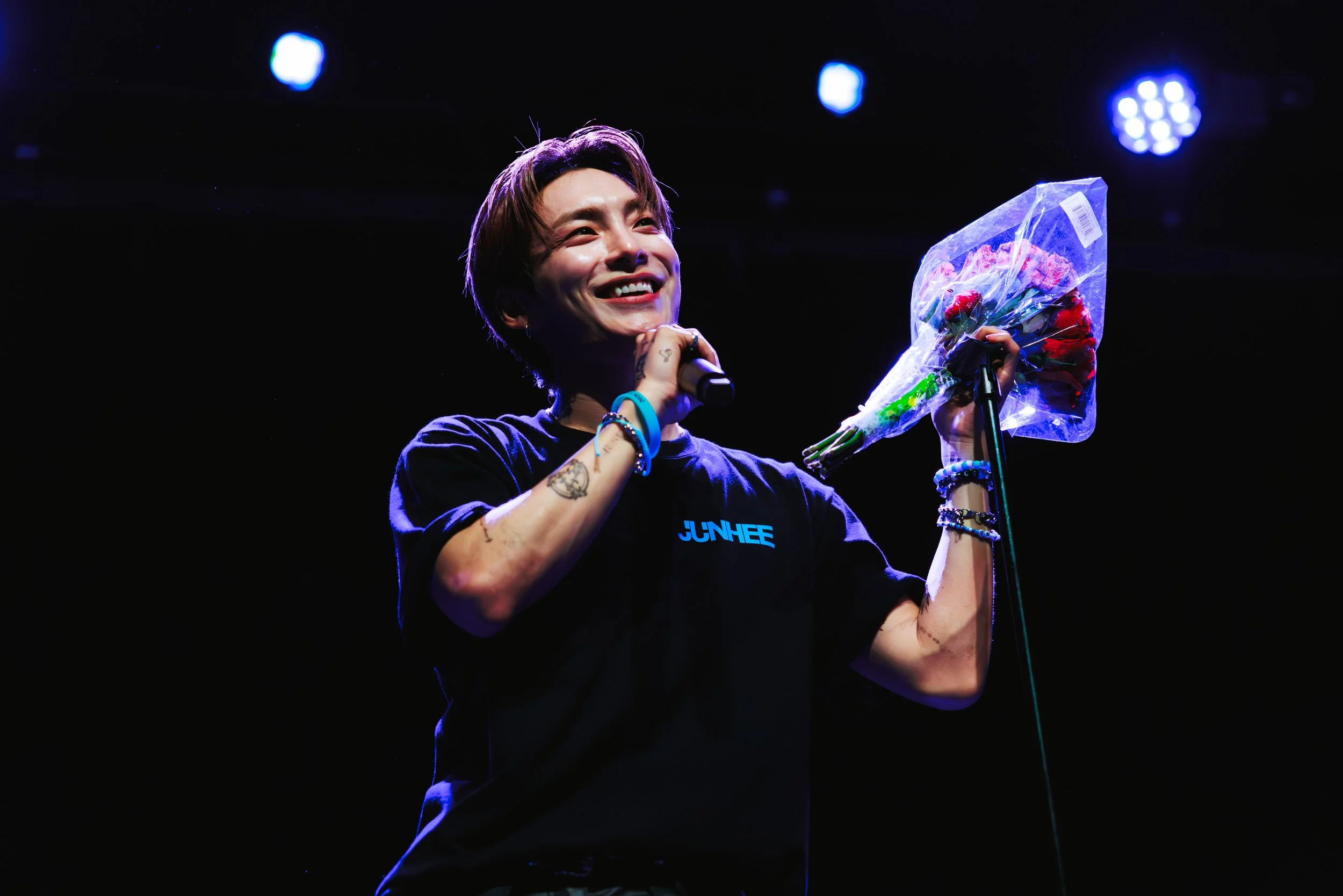 Junhee Into The Ocean