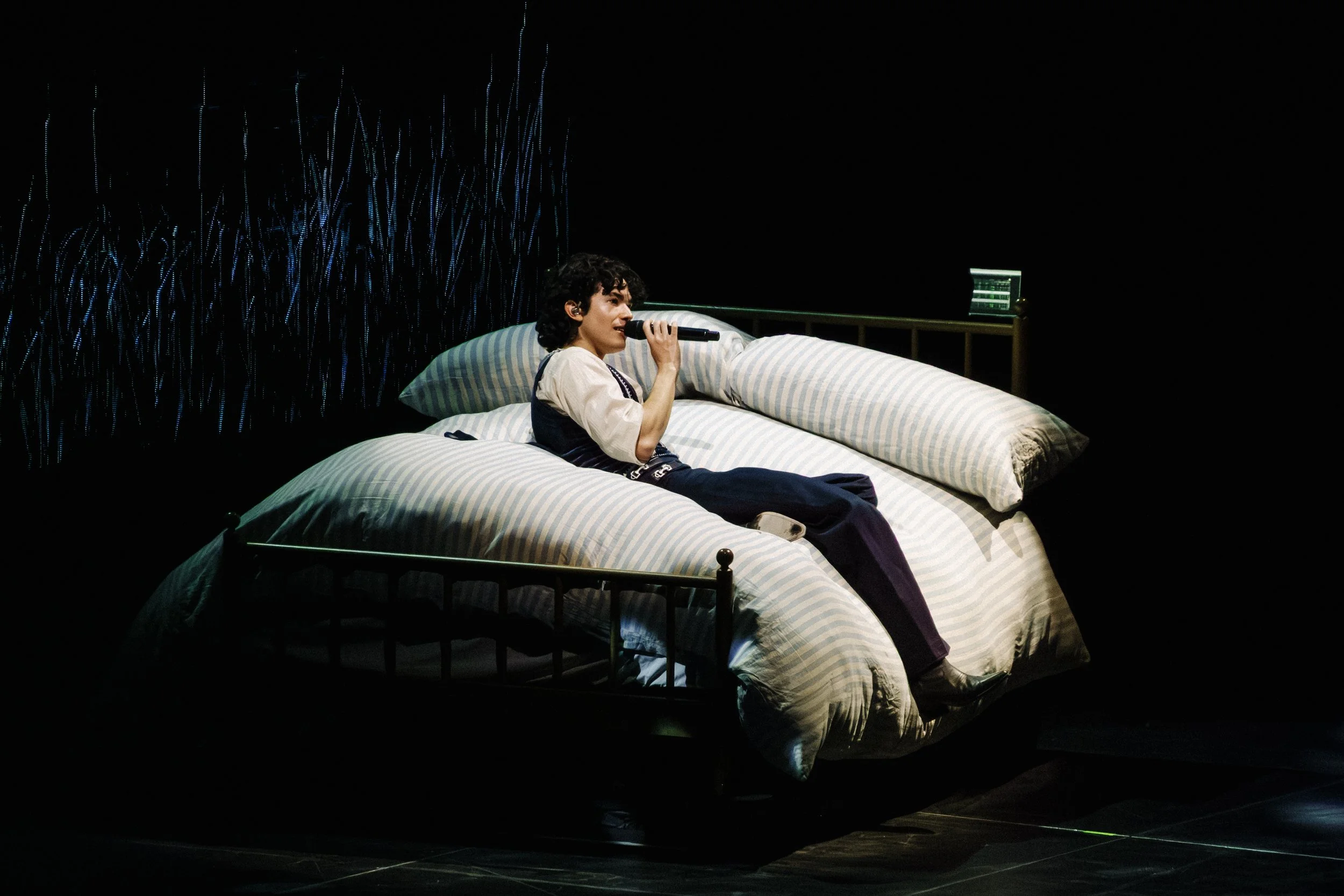 Conan Gray Brought Wishbone Tour to Prudential Center For A Fun And Gut-Wrenching Night With Fans