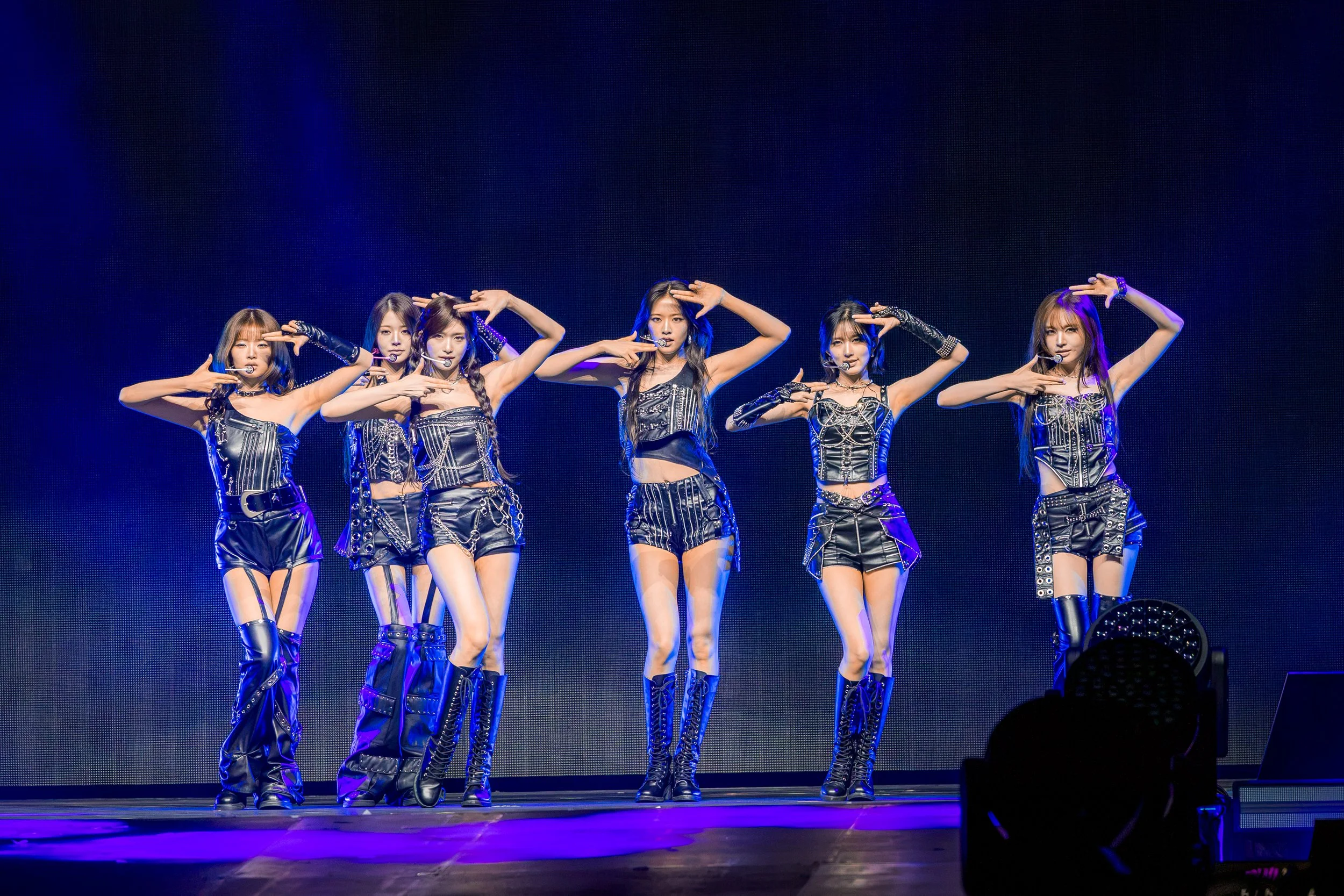 [RECAP]: IVE Stuns Newark with Their Second World Tour ‘SHOW WHAT I AM’