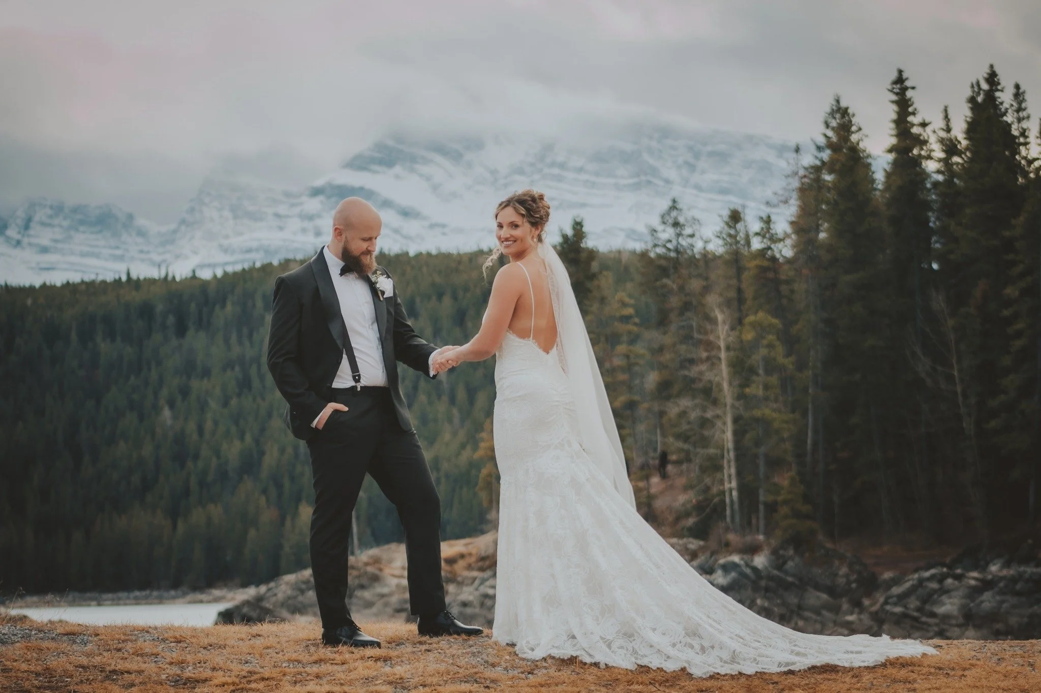 Why Traveling Couples Love an Alberta Elopement Stop in Calgary