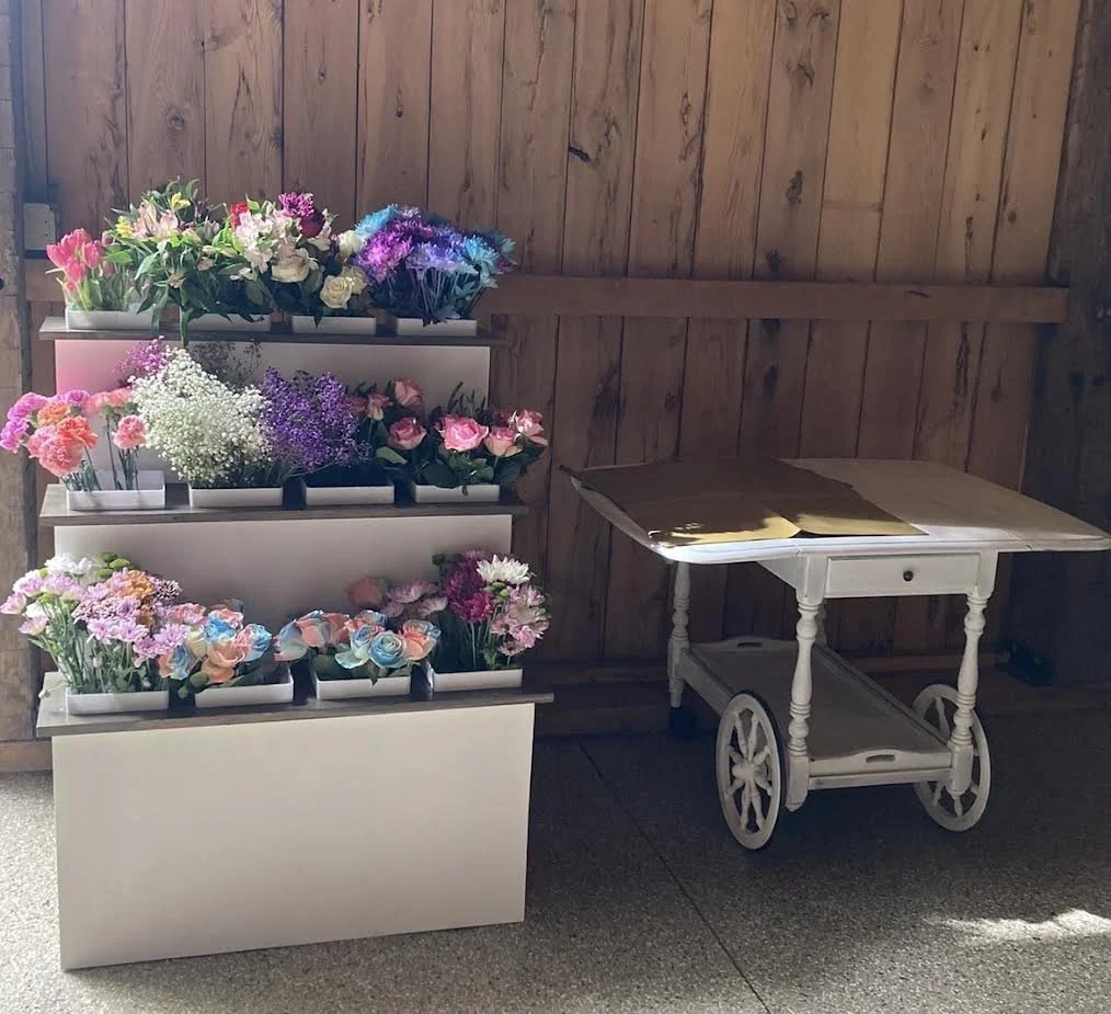 Wooden Flower Bar & Cart Rental