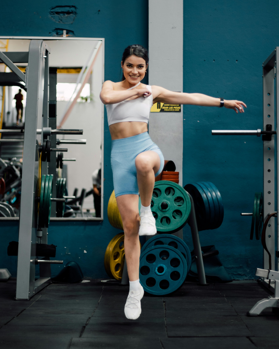 &nbsp;Cardio vs Strength Training After 30: What Women Need to Know for Fat Loss and Energy