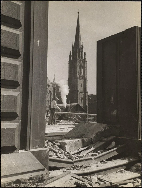 1935 - 1955. Griffin. Back Bay 2.JPG