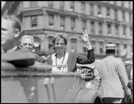 Amelia Earhart, Boston.jpg