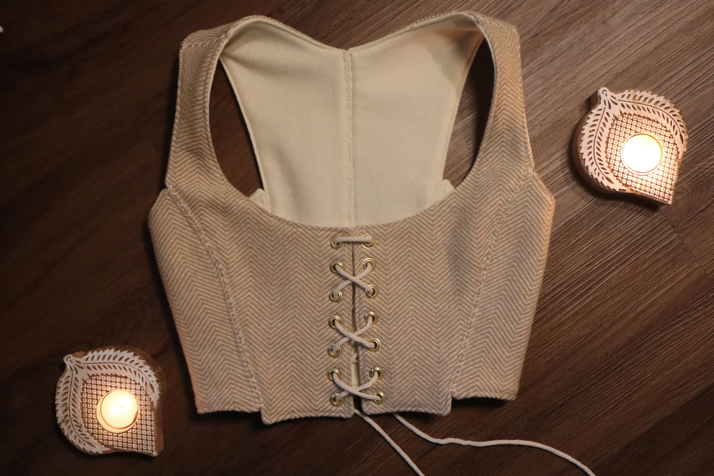 *Ready To Ship* Belladonna Bodice | Small | Cream Herrinbone