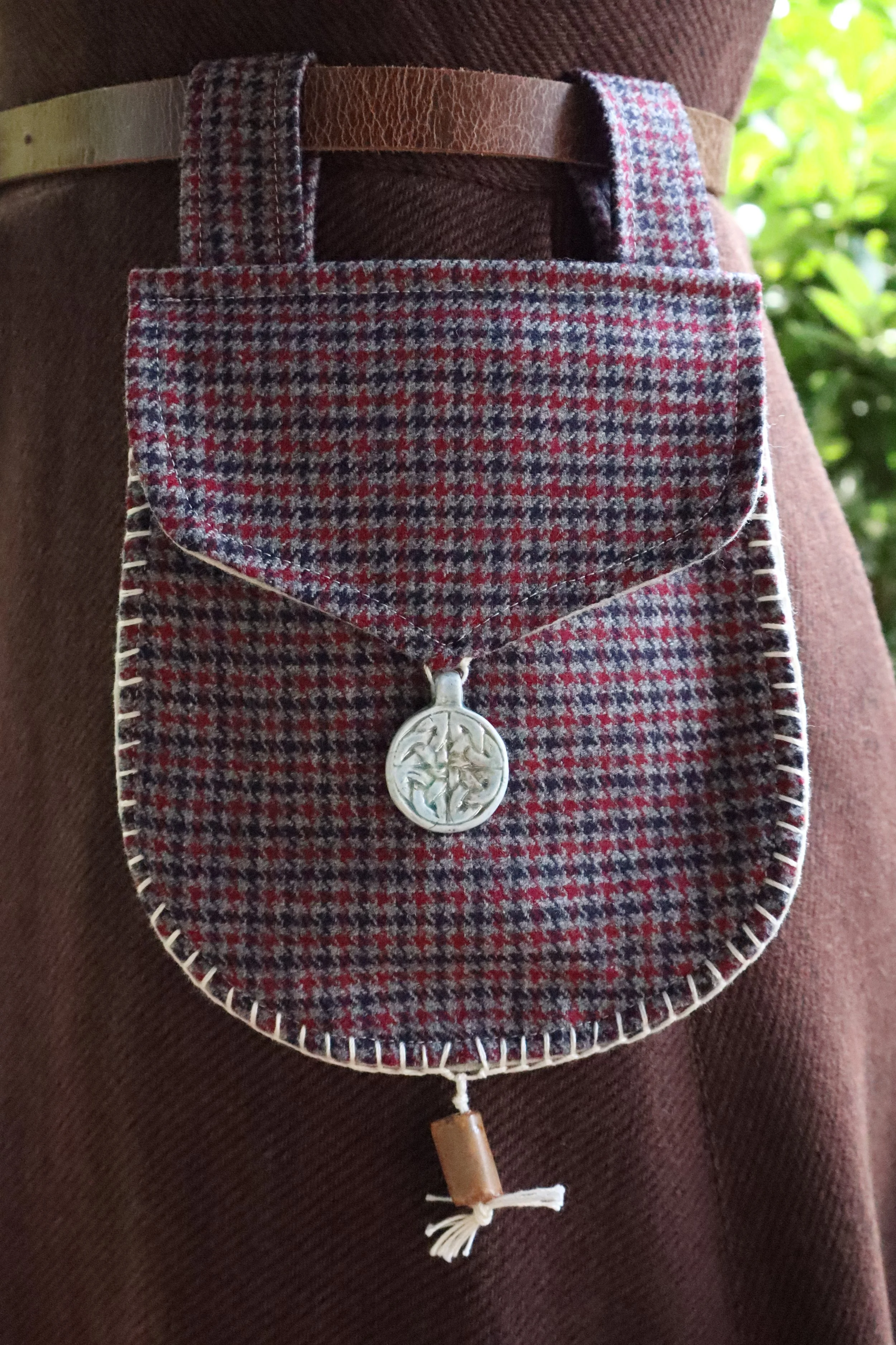 *Ready To Ship* The Talisman Belt Pouch | Grey & Red Houndstooth