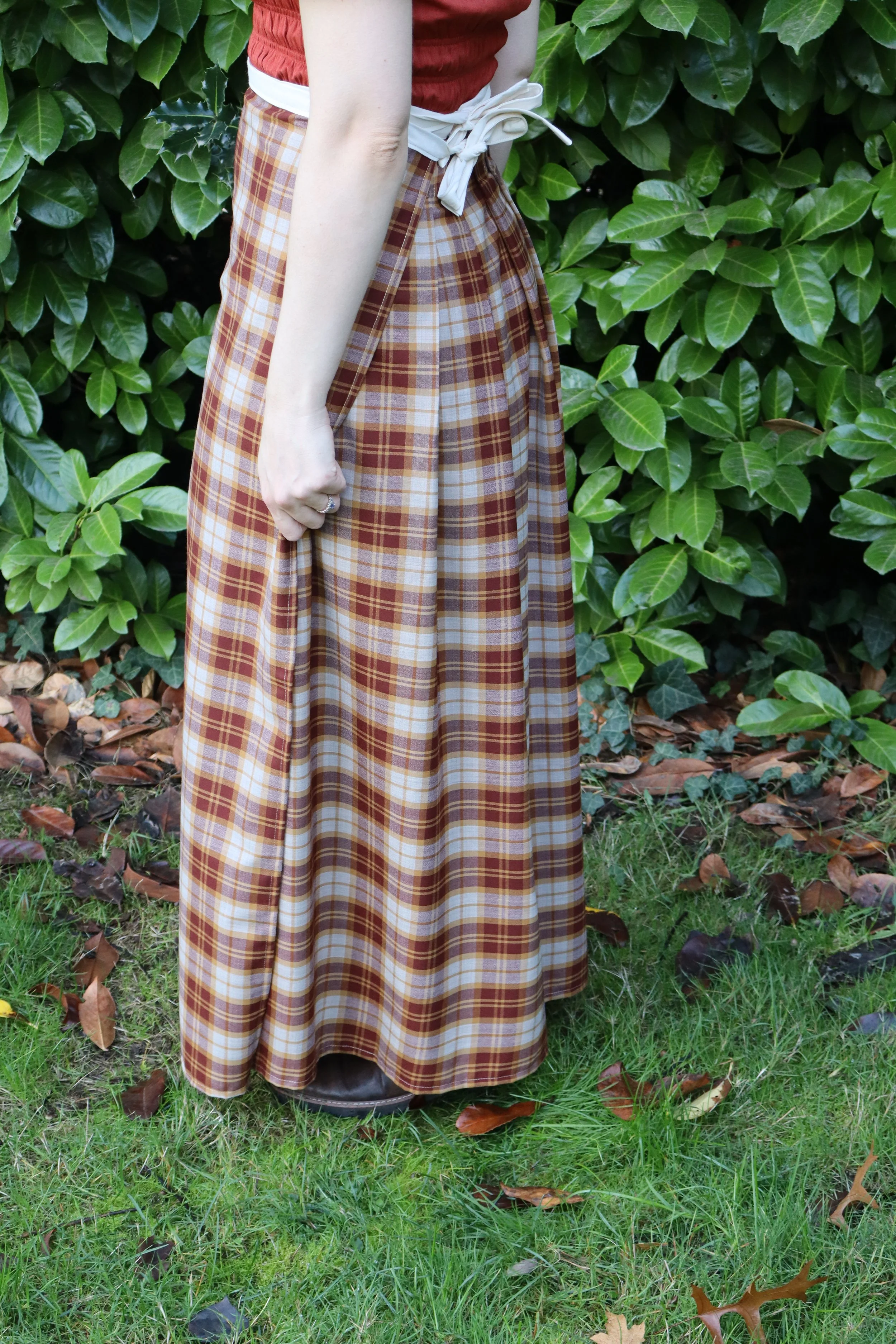 Hibernian Wrap Skirt in Wool