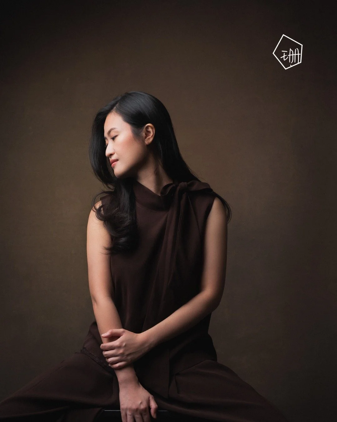 Before Stepanie left for a new chapter across the ocean, she made time for this. A few last frames before everything changes. 

Live well, Steph! 🤍

@stephjuanita

 #PortraitsByShaan #PortraitPhotography #PersonalBrandPhotography #fujifilmsg #fujifi