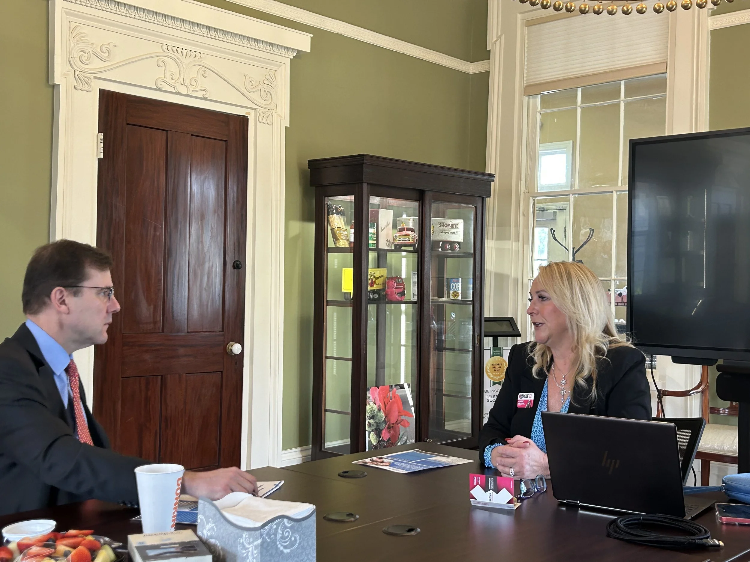 LG Kean 4 close up.jpg