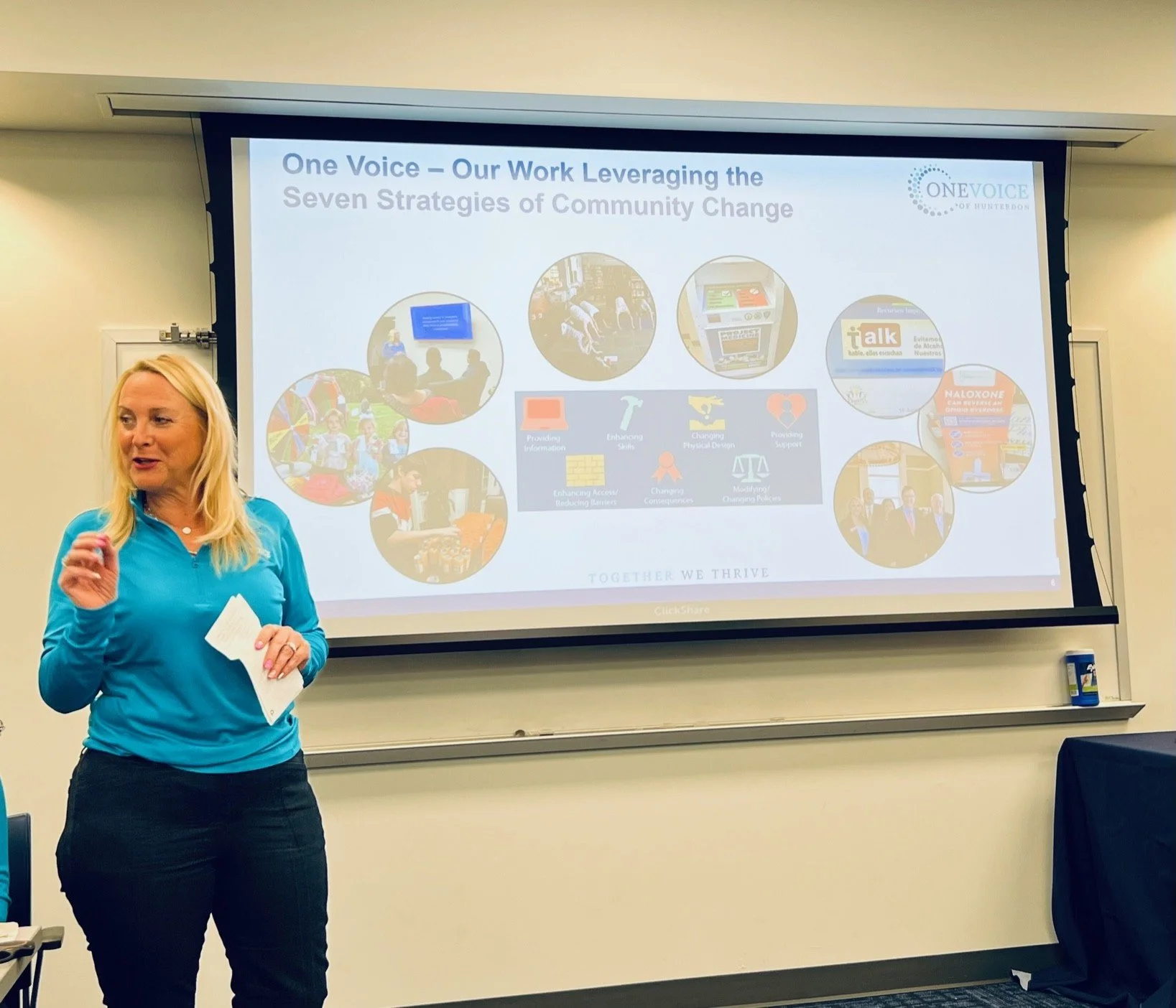 Lesley presenting 2.jpg