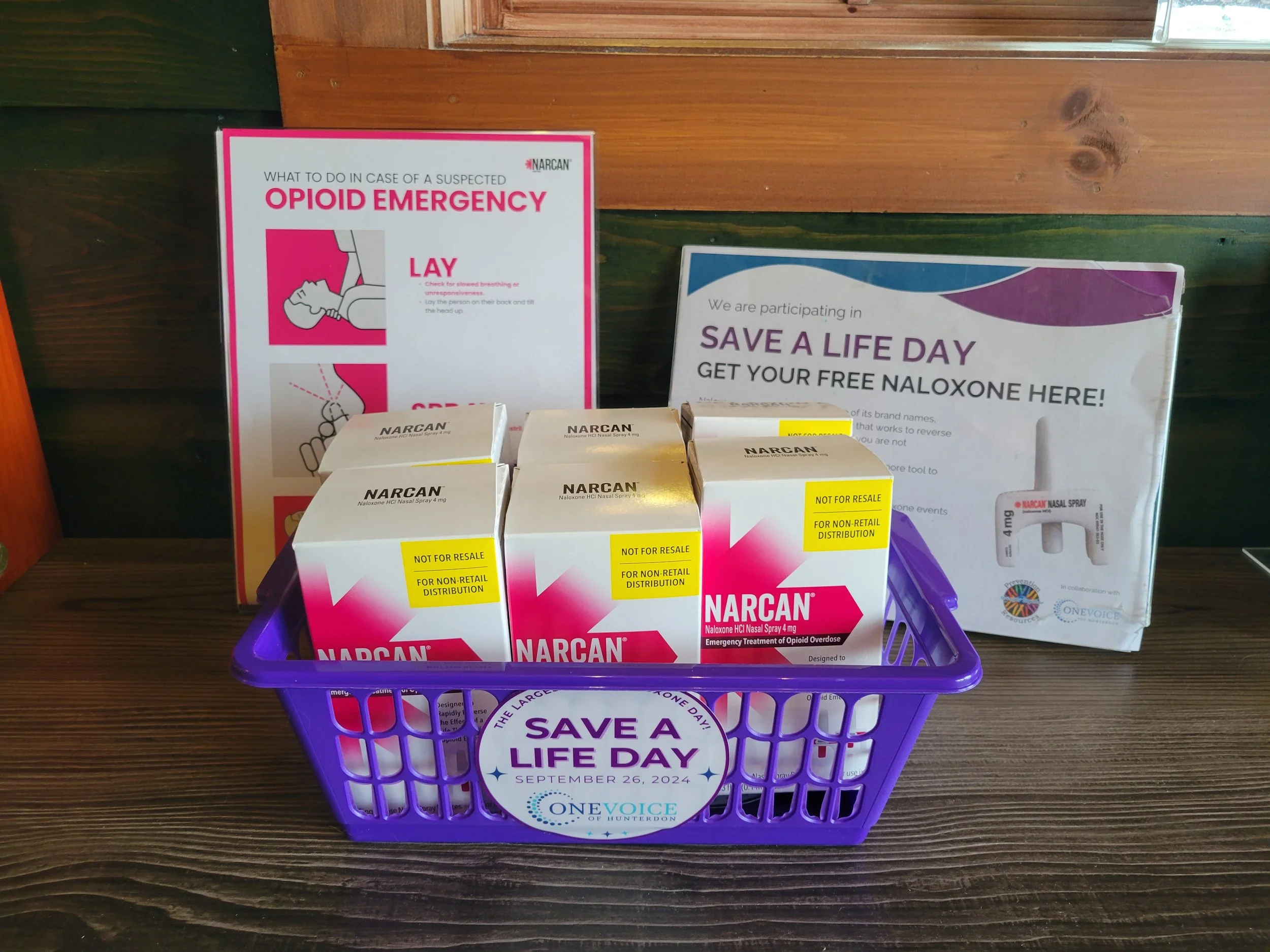 Save A Life Narcan Display.jpg
