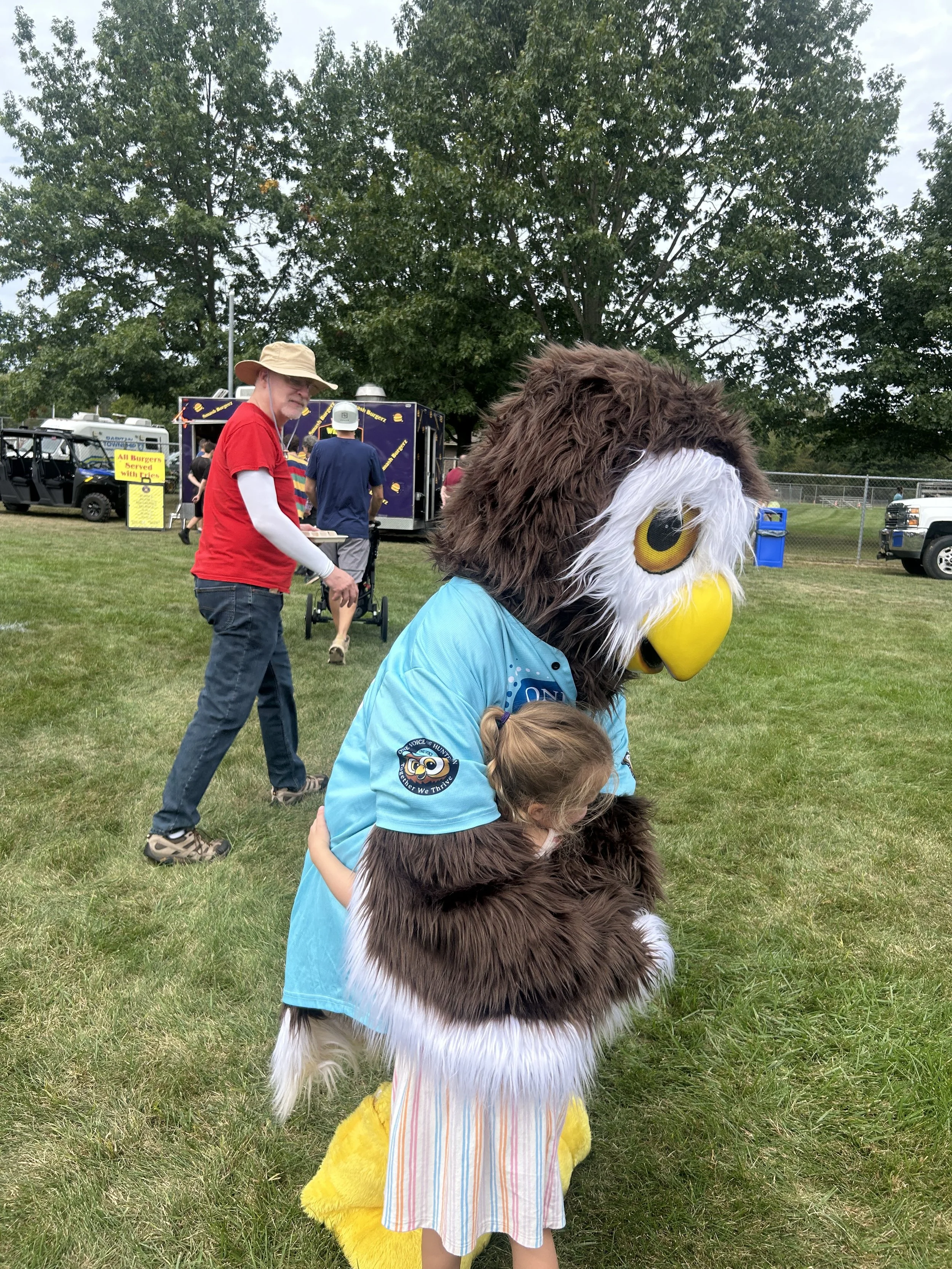 Best Owlbert hugging girl.jpeg