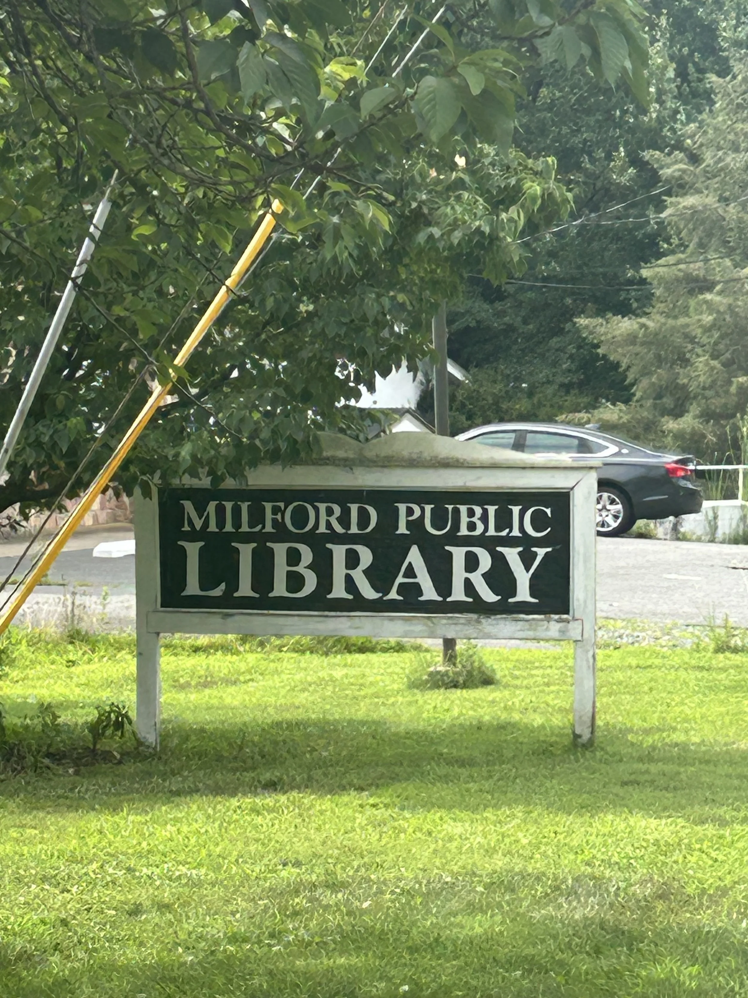 Milford Public Library.jpg