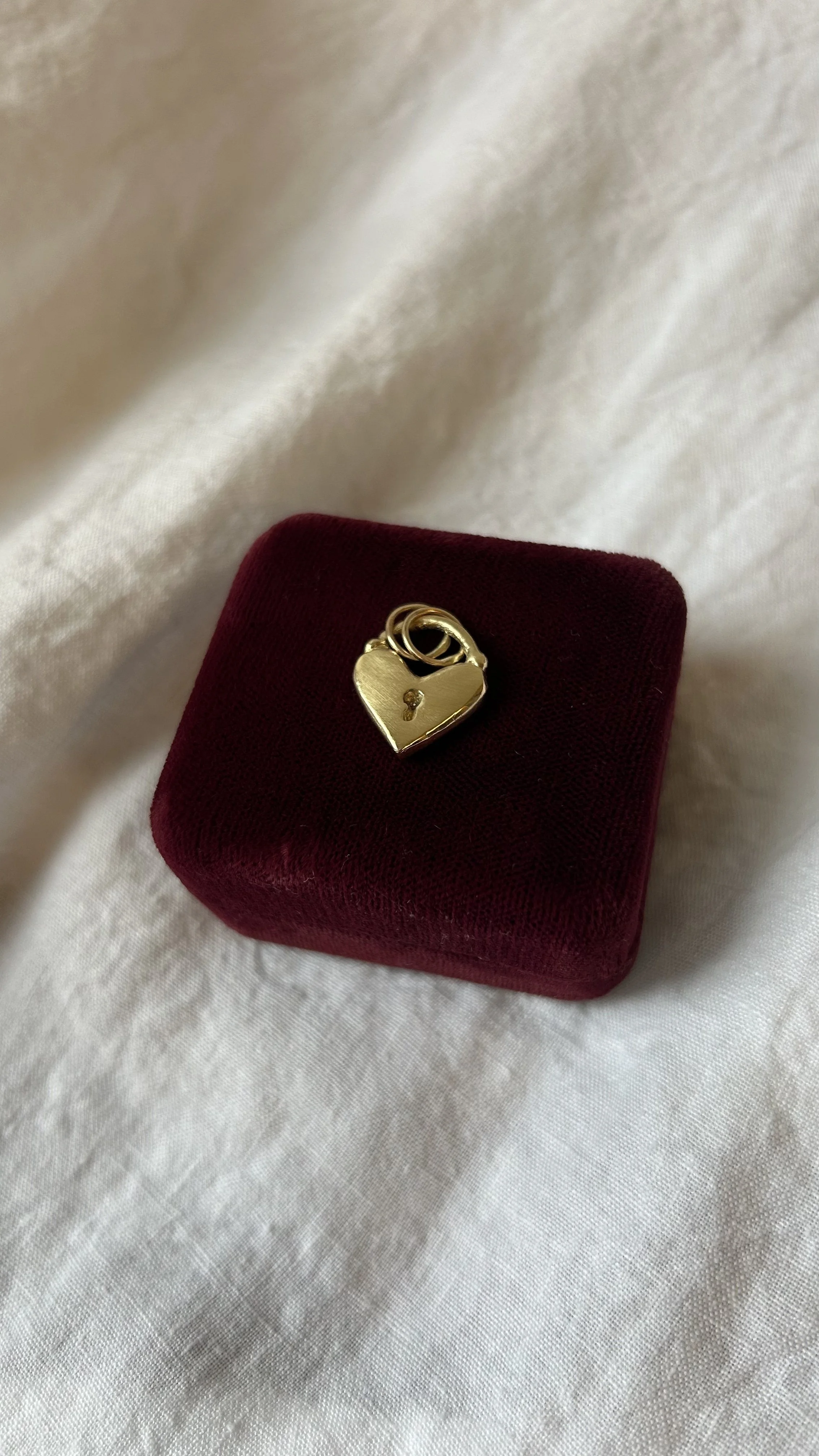 Gold Sweetheart pendant