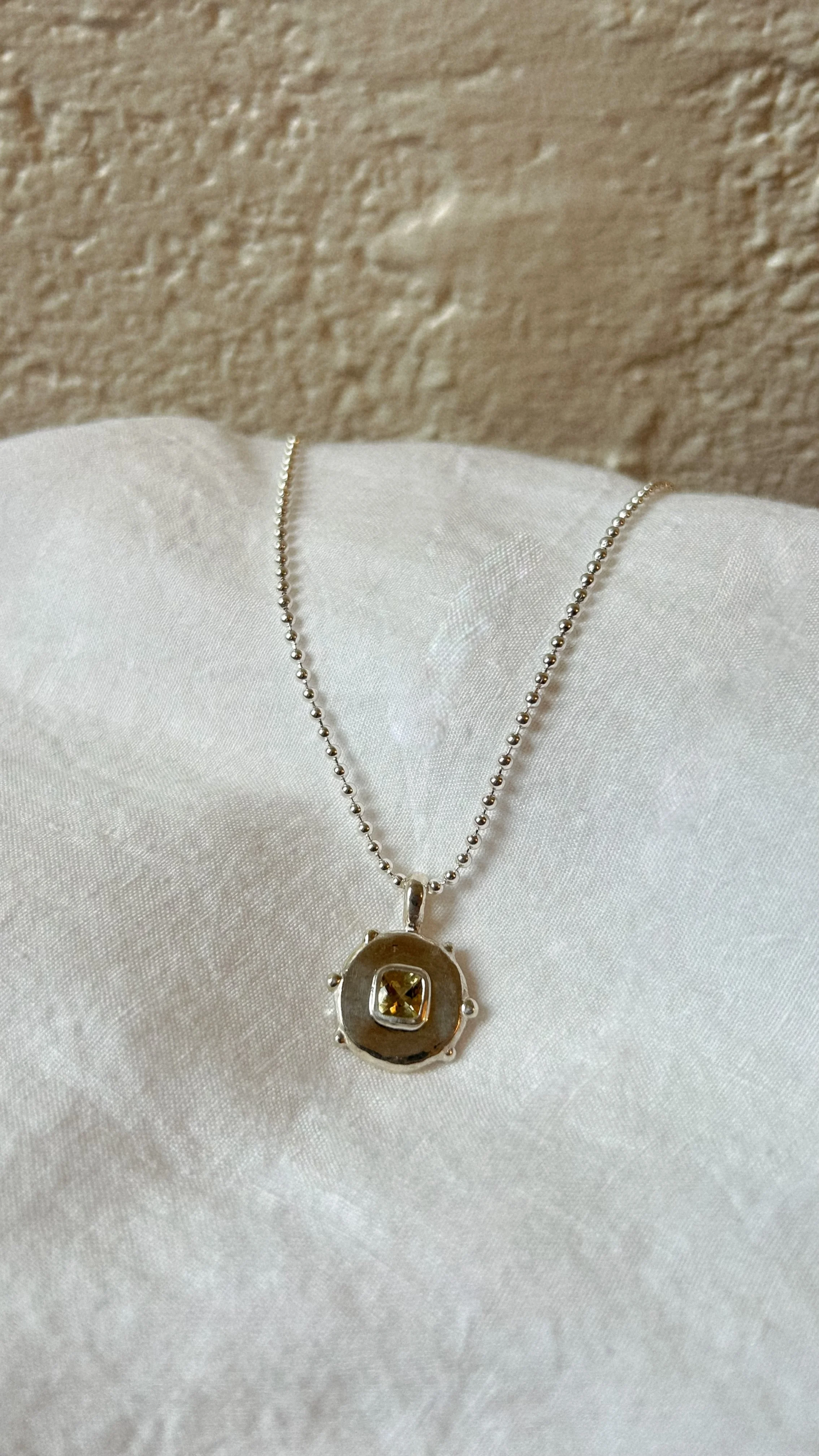 Cleo Pendant- Lemon Quartz