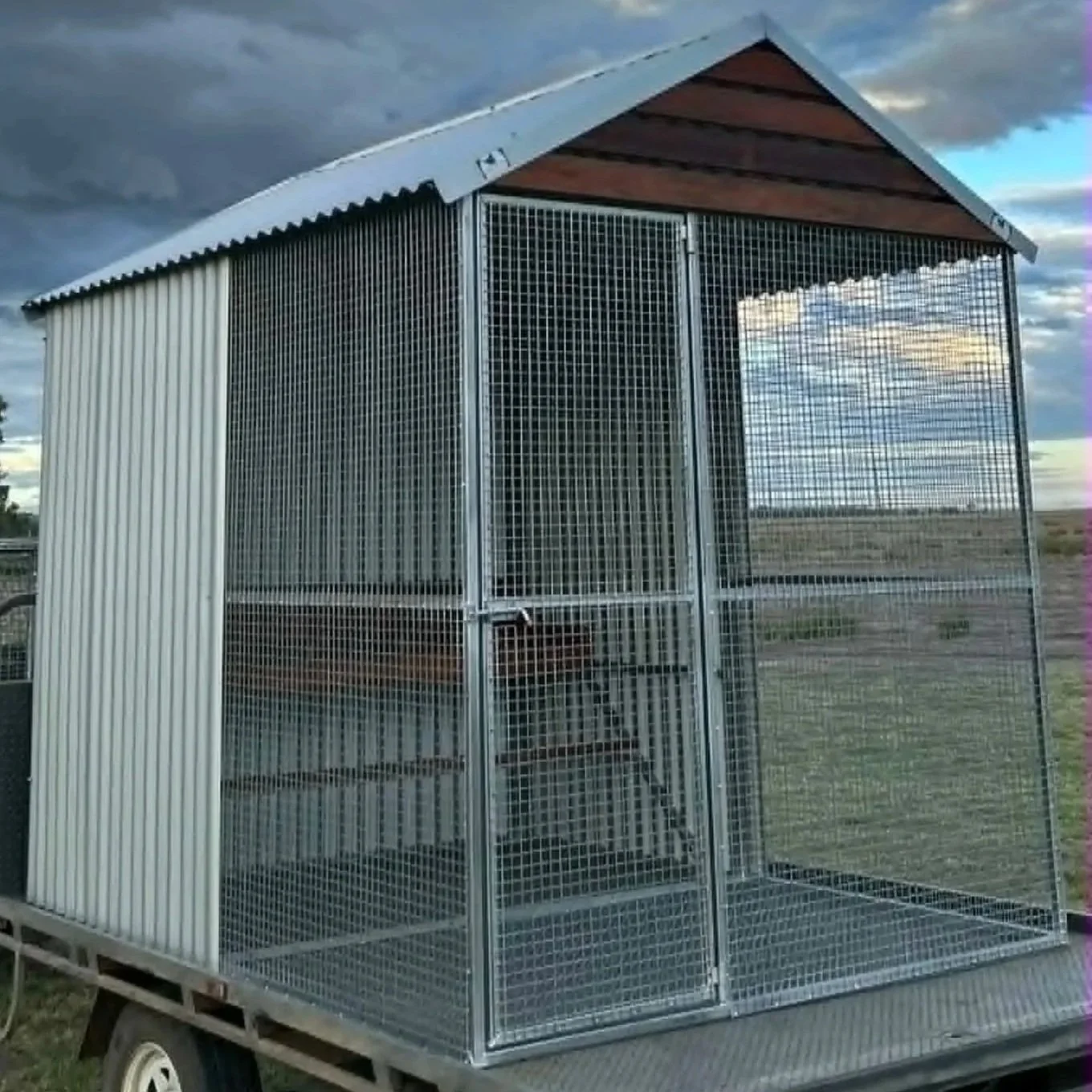 Maxi Chicken Coop