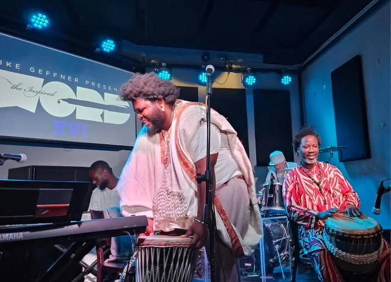 shot by Mike Geffner