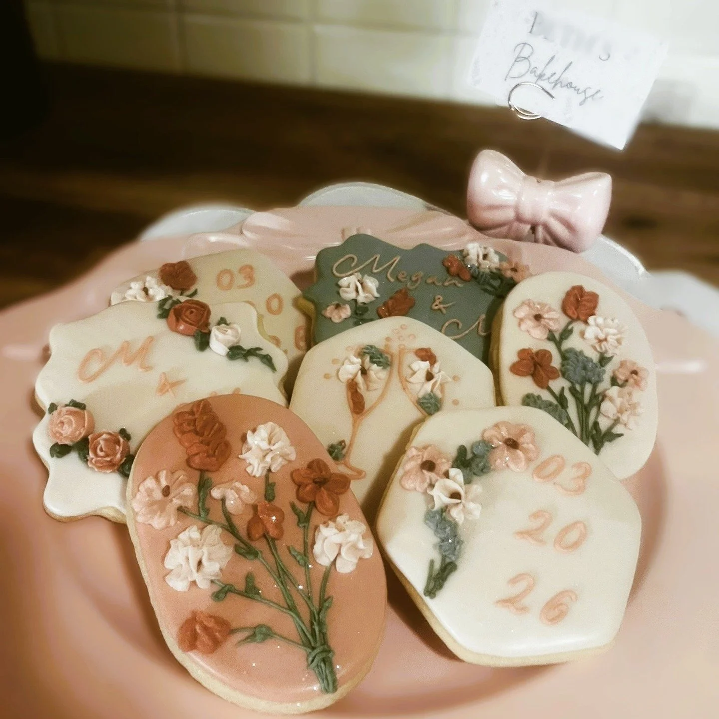 Delight in our artfully crafted, personalized floral cookies that bring elegance and sweetness to any occasion.

Handcrafted with organic, high-quality ingredients for a guilt-free indulgence.

Beautifully personalized floral designs to match any spe