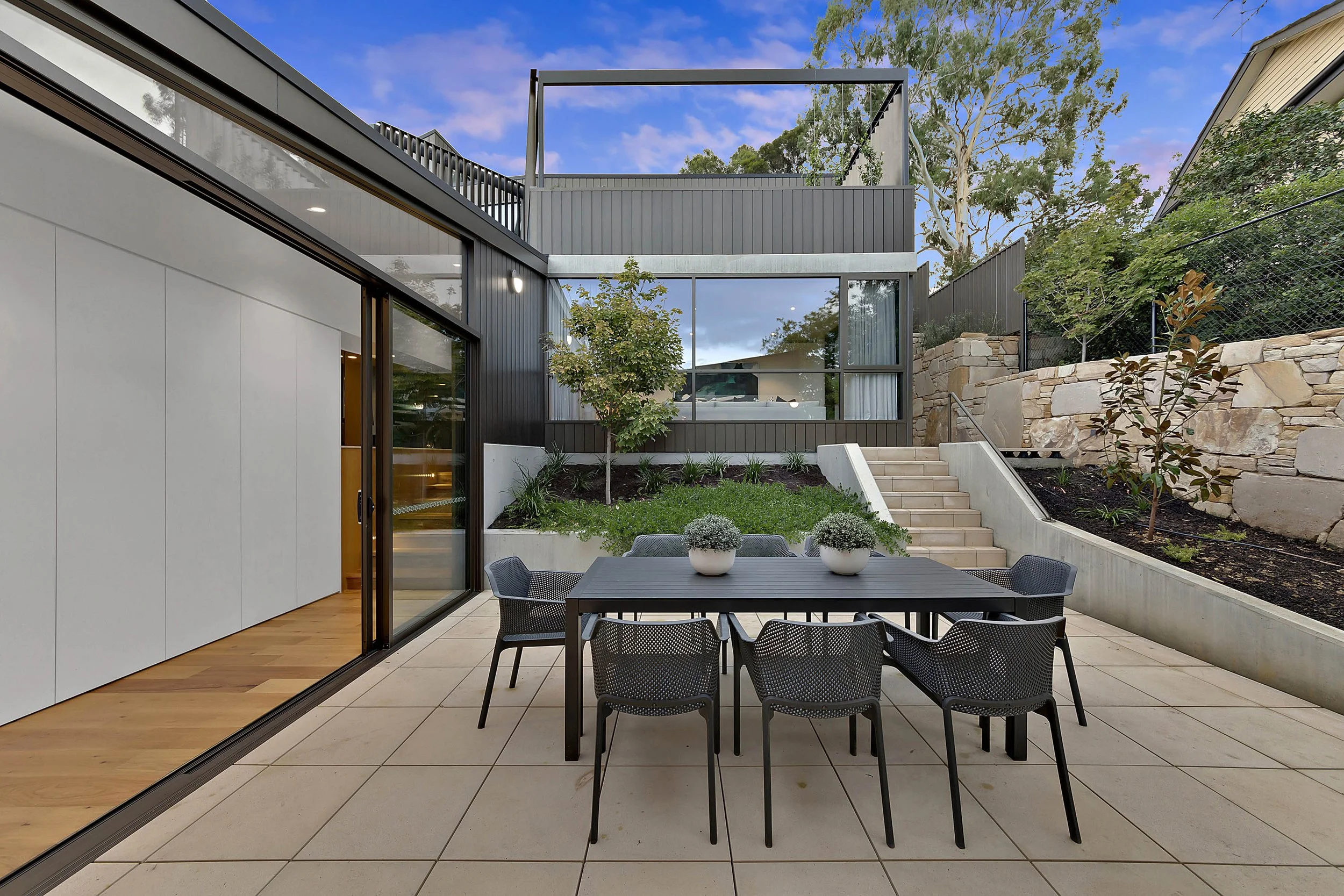 Campbell 3-50 Jacka Cres_11_web.JPG