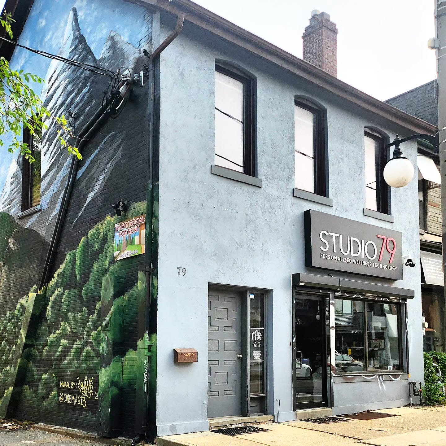 Studio79 which happens to be at 79 Harbord Street brings you a new world of personal improvement. 

New technologies to improve your overall health and fitness with personalized training and nutrition programs💪💪💪

Check out their:
✅️EMS Fitness Tr